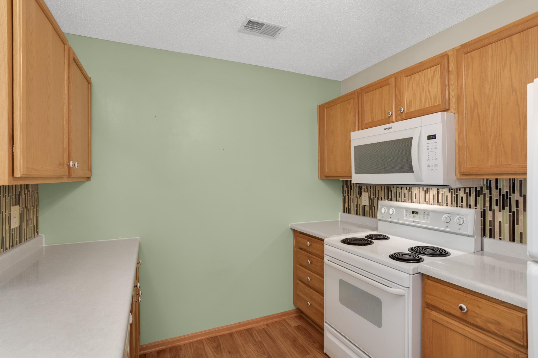 View of Residential at 216 Emerson Avenue, West Saint Paul MN 55118, West Saint Paul (6 of 14) - Mike Wilen | Minnesota Team Real Estate