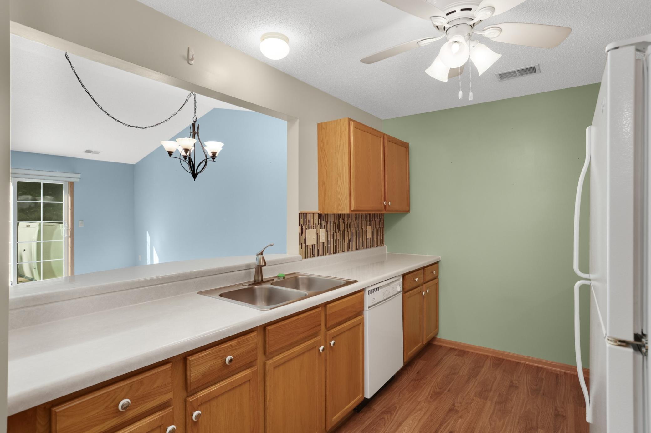 View of Residential at 216 Emerson Avenue, West Saint Paul MN 55118, West Saint Paul (5 of 14) - Mike Wilen | Minnesota Team Real Estate