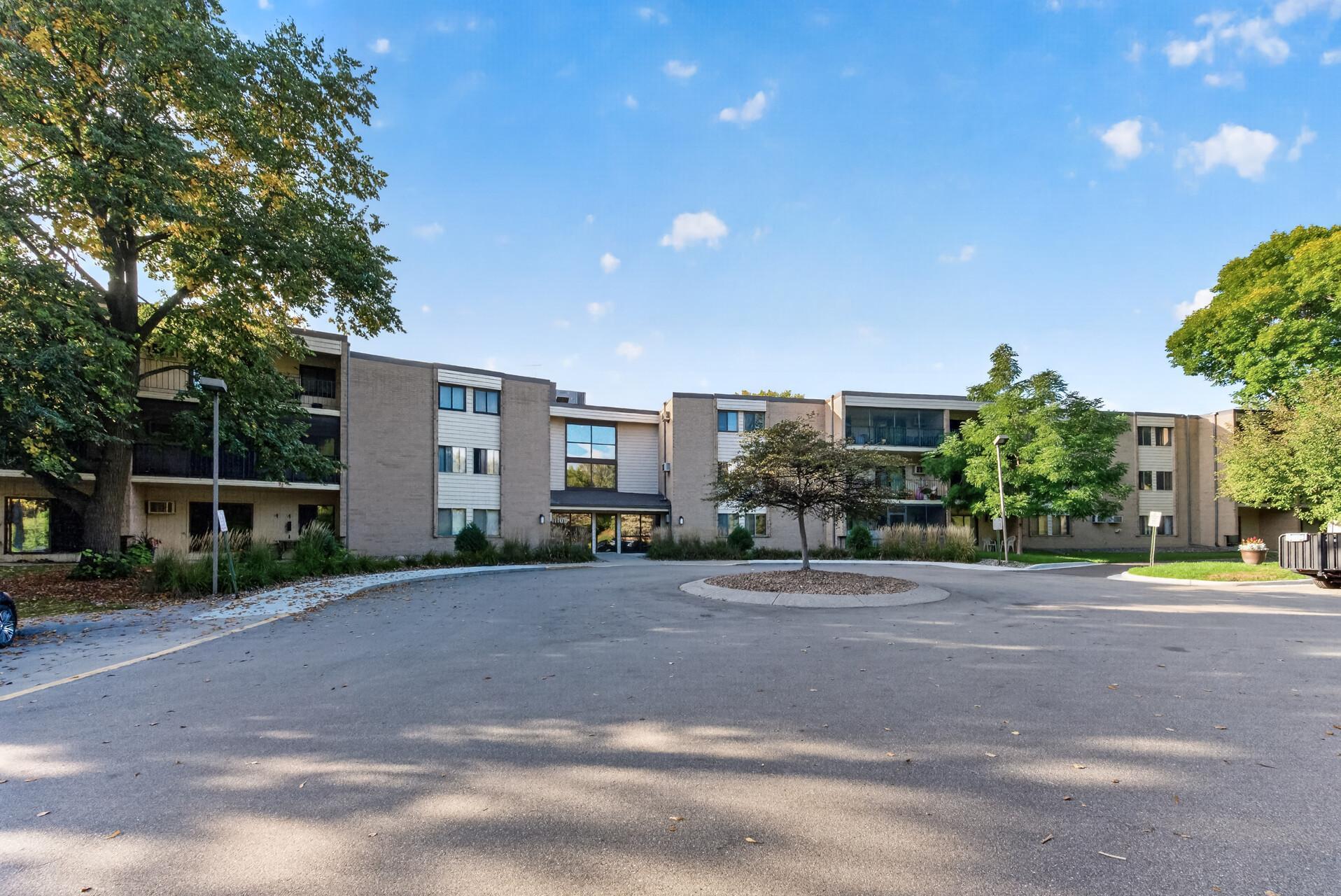 View of Residential at 11160 Anderson Lakes Parkway #214, Eden Prairie MN 55344, Eden Prairie (25 of 40) - Mike Wilen | Minnesota Team Real Estate