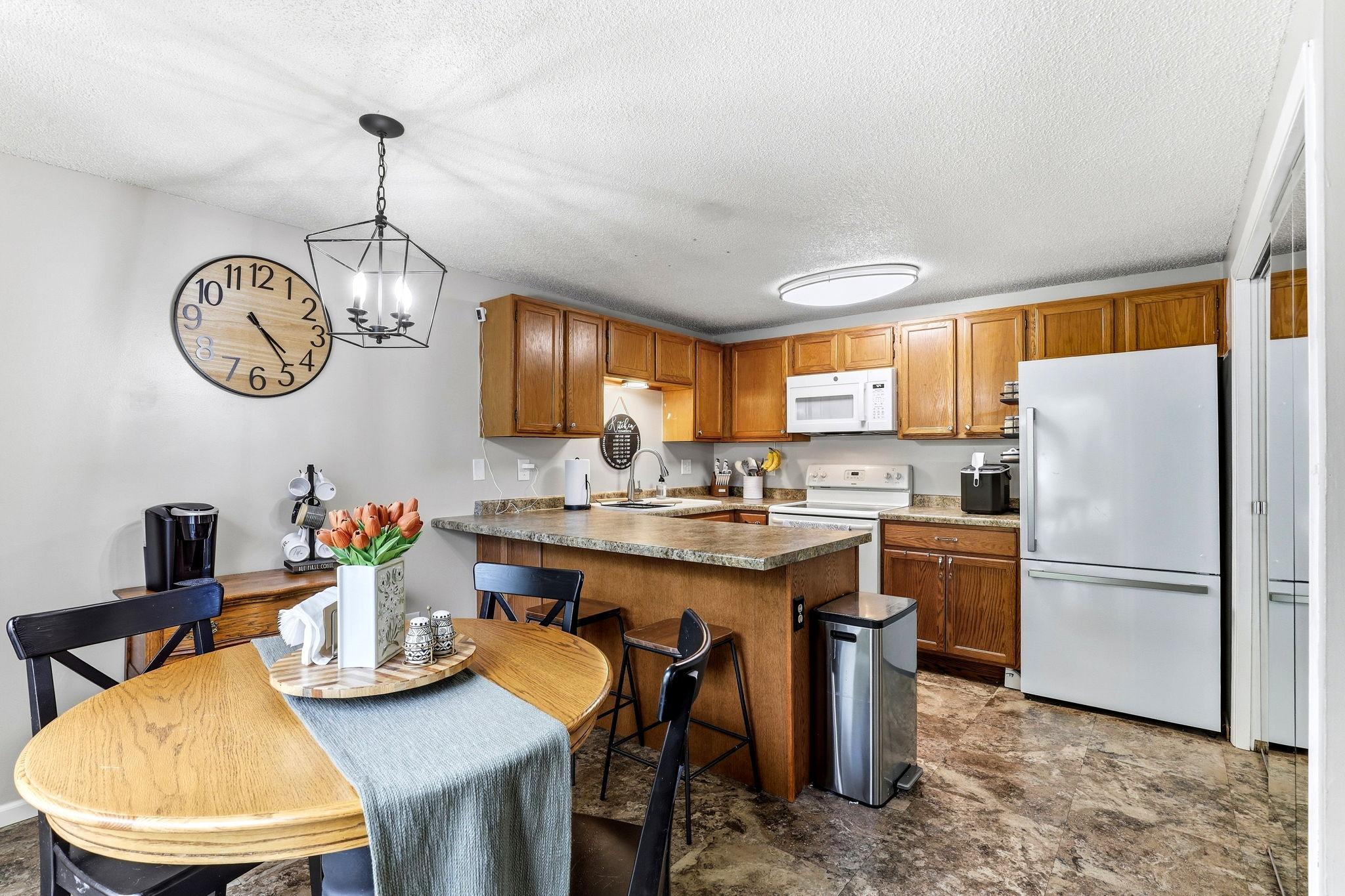 View of Residential at 1480 Granada Avenue, Oakdale MN 55128, Oakdale (2 of 18) - Mike Wilen | Minnesota Team Real Estate