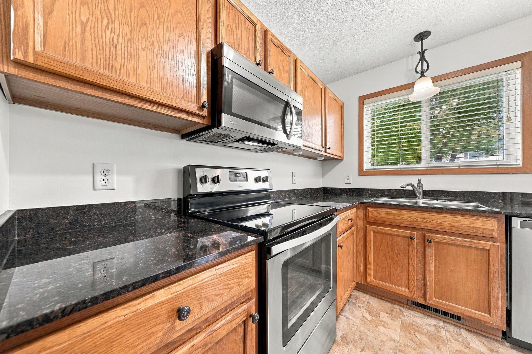 View of Residential at 15515 Foghorn Lane, Apple Valley MN 55124, Apple Valley (6 of 22) - Mike Wilen | Minnesota Team Real Estate
