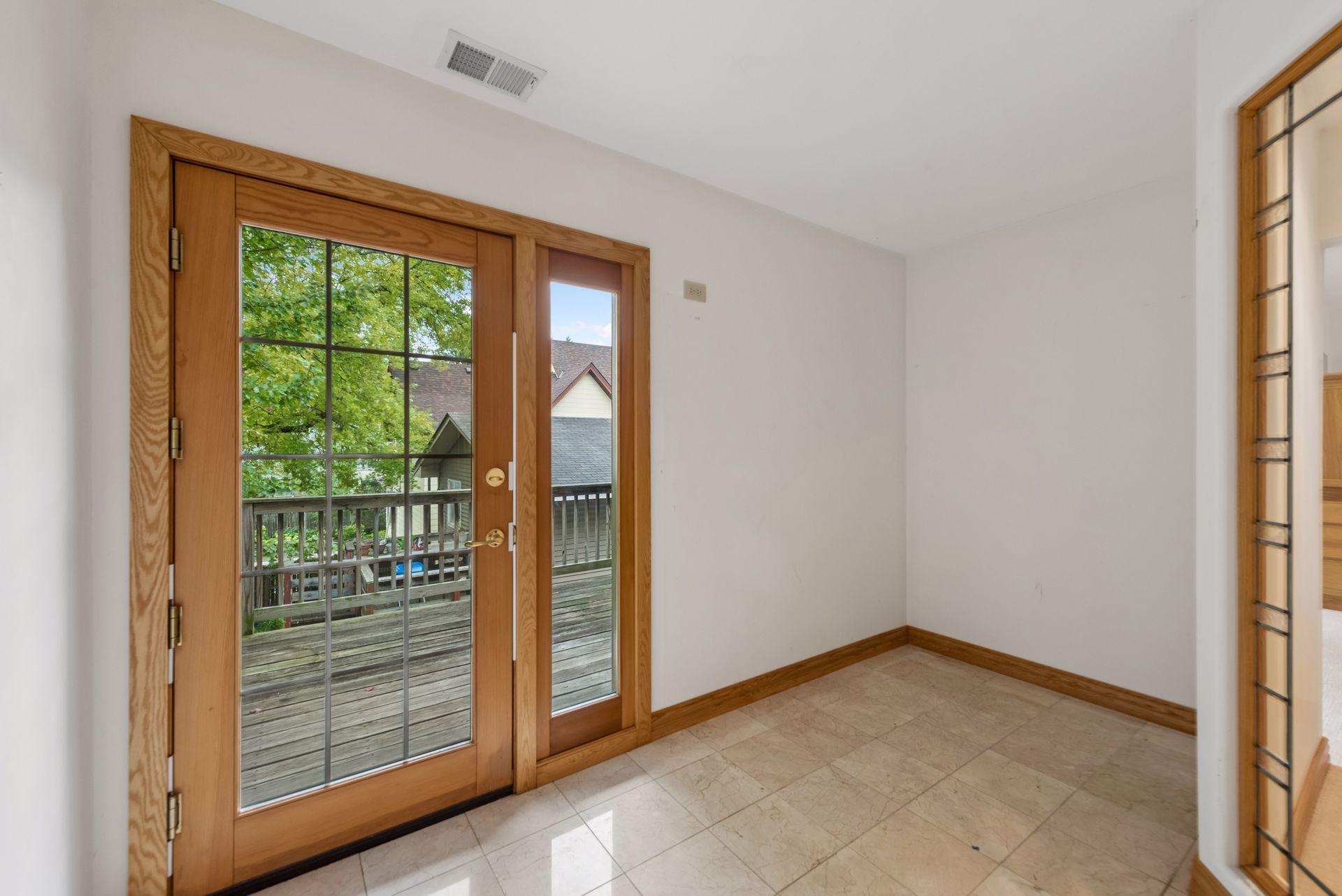 View of Residential Income at 727 Madison Street, Minneapolis MN 55413, Minneapolis (36 of 67) - Mike Wilen | Minnesota Team Real Estate