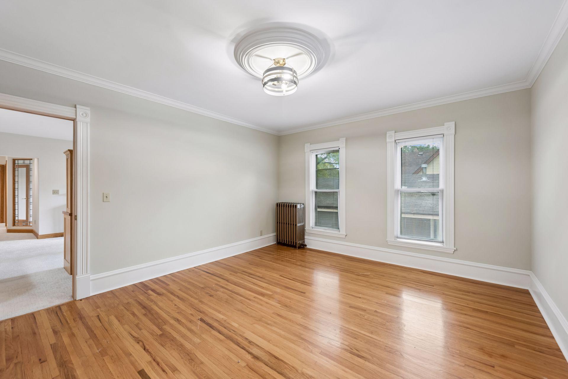 View of Residential Income at 727 Madison Street, Minneapolis MN 55413, Minneapolis (21 of 67) - Mike Wilen | Minnesota Team Real Estate