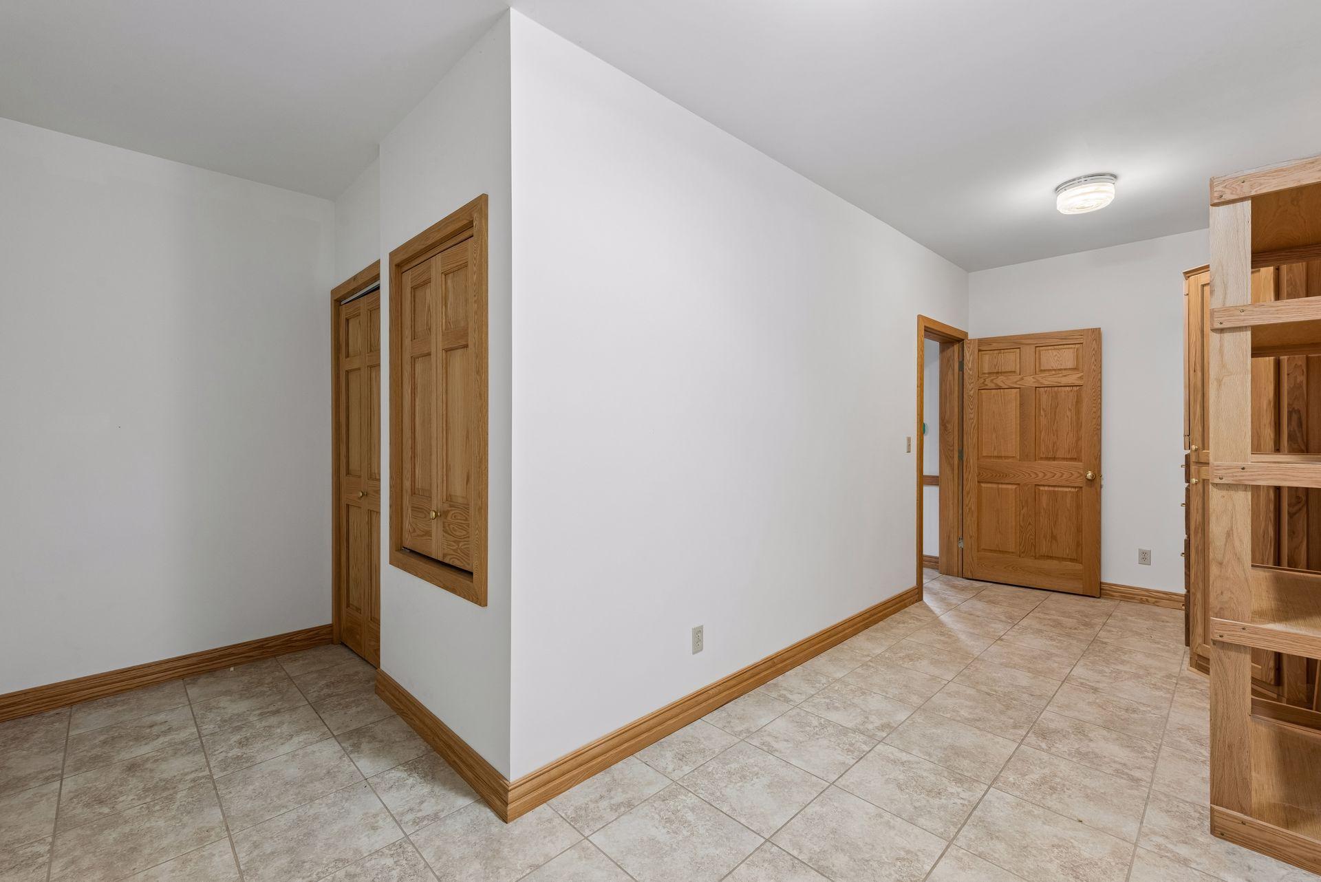 View of Residential Income at 727 Madison Street, Minneapolis MN 55413, Minneapolis (19 of 67) - Mike Wilen | Minnesota Team Real Estate