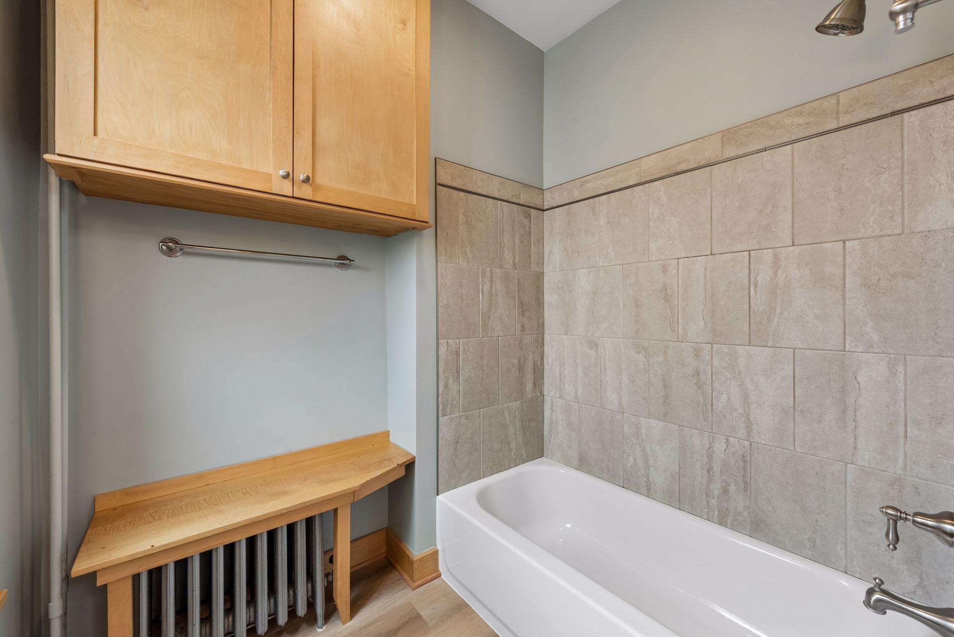 View of Residential Income at 727 Madison Street, Minneapolis MN 55413, Minneapolis (17 of 67) - Mike Wilen | Minnesota Team Real Estate