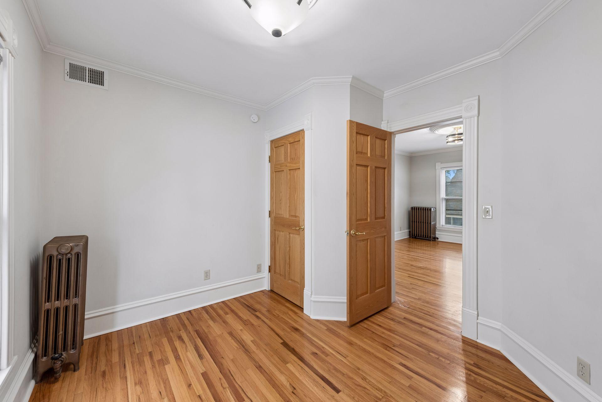 View of Residential Income at 727 Madison Street, Minneapolis MN 55413, Minneapolis (15 of 67) - Mike Wilen | Minnesota Team Real Estate