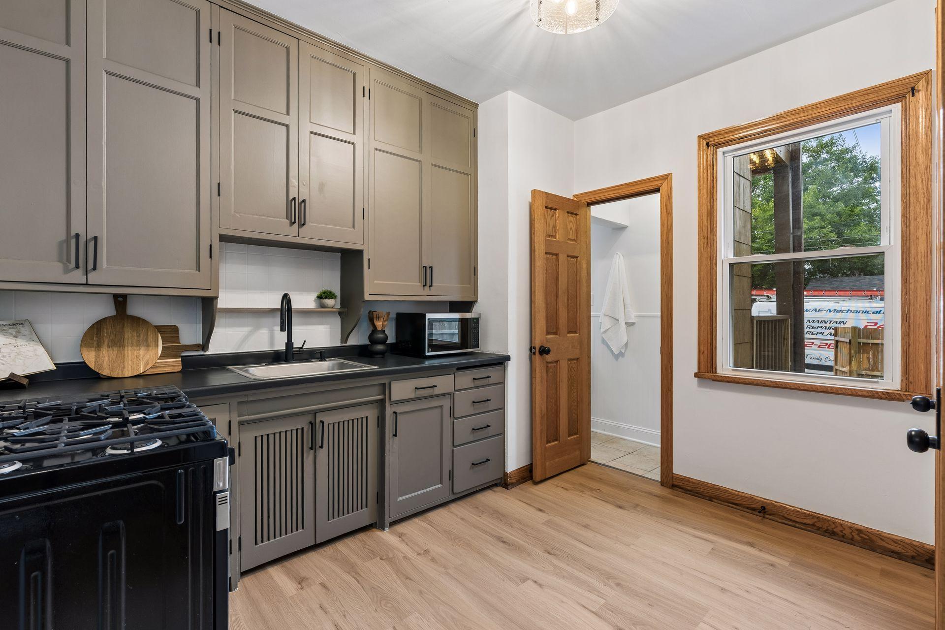View of Residential Income at 3212 Park Avenue, Minneapolis MN 55407, Minneapolis (19 of 50) - Mike Wilen | Minnesota Team Real Estate
