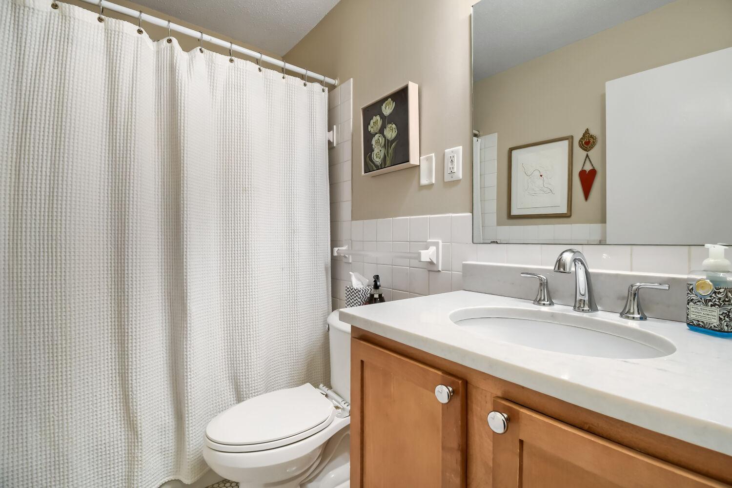 View of Residential at 2727 43rd Street #412, Minneapolis MN 55410, Minneapolis (16 of 17) - Mike Wilen | Minnesota Team Real Estate