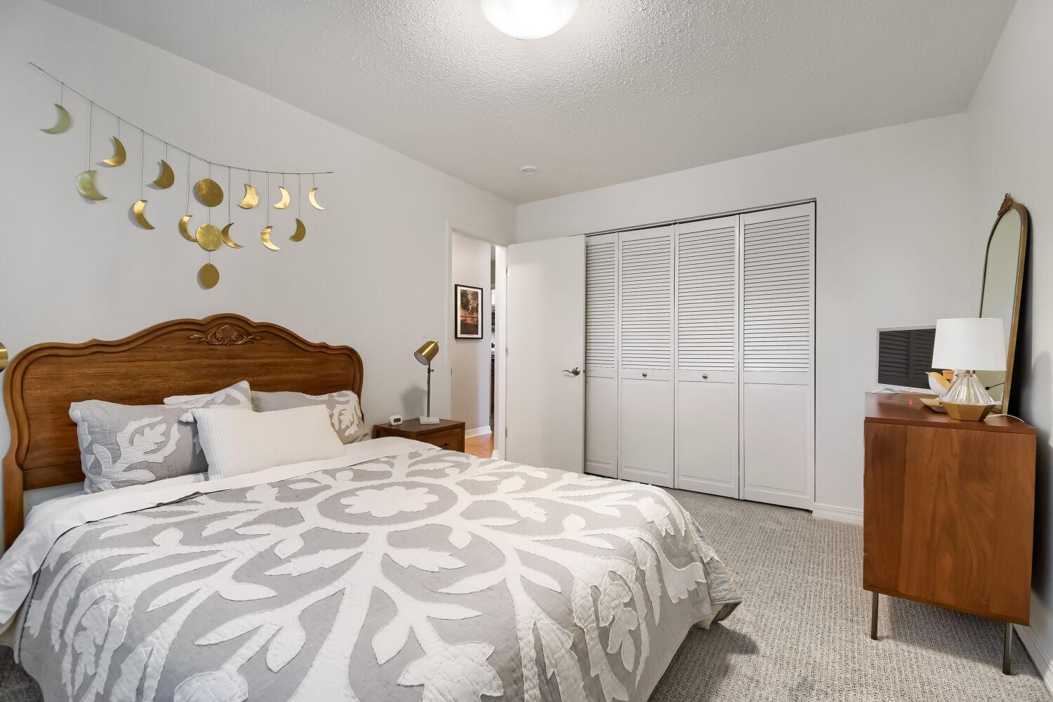View of Residential at 2727 43rd Street #412, Minneapolis MN 55410, Minneapolis (15 of 17) - Mike Wilen | Minnesota Team Real Estate