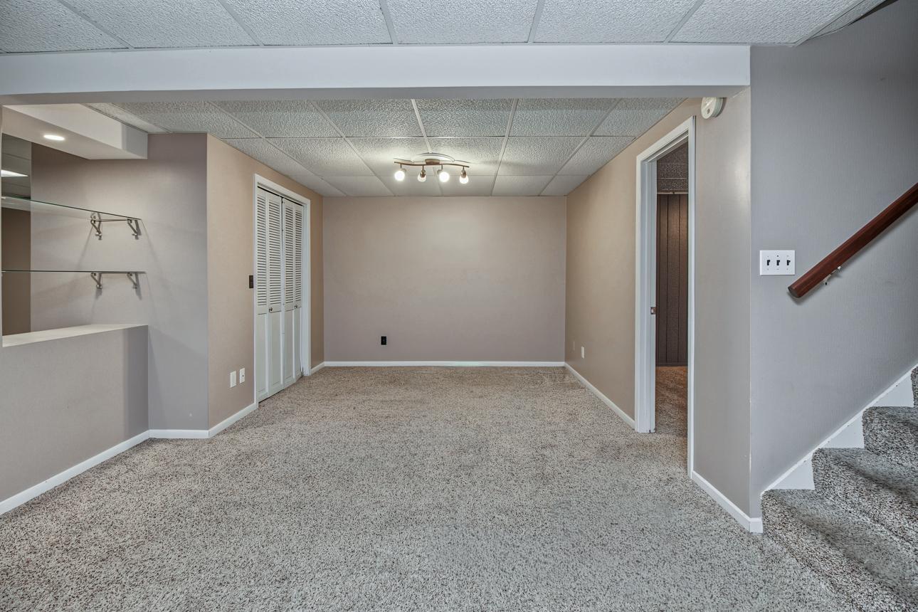 View of Residential at 727 Tanglewood Drive, Shoreview MN 55126, Shoreview (31 of 46) - Mike Wilen | Minnesota Team Real Estate