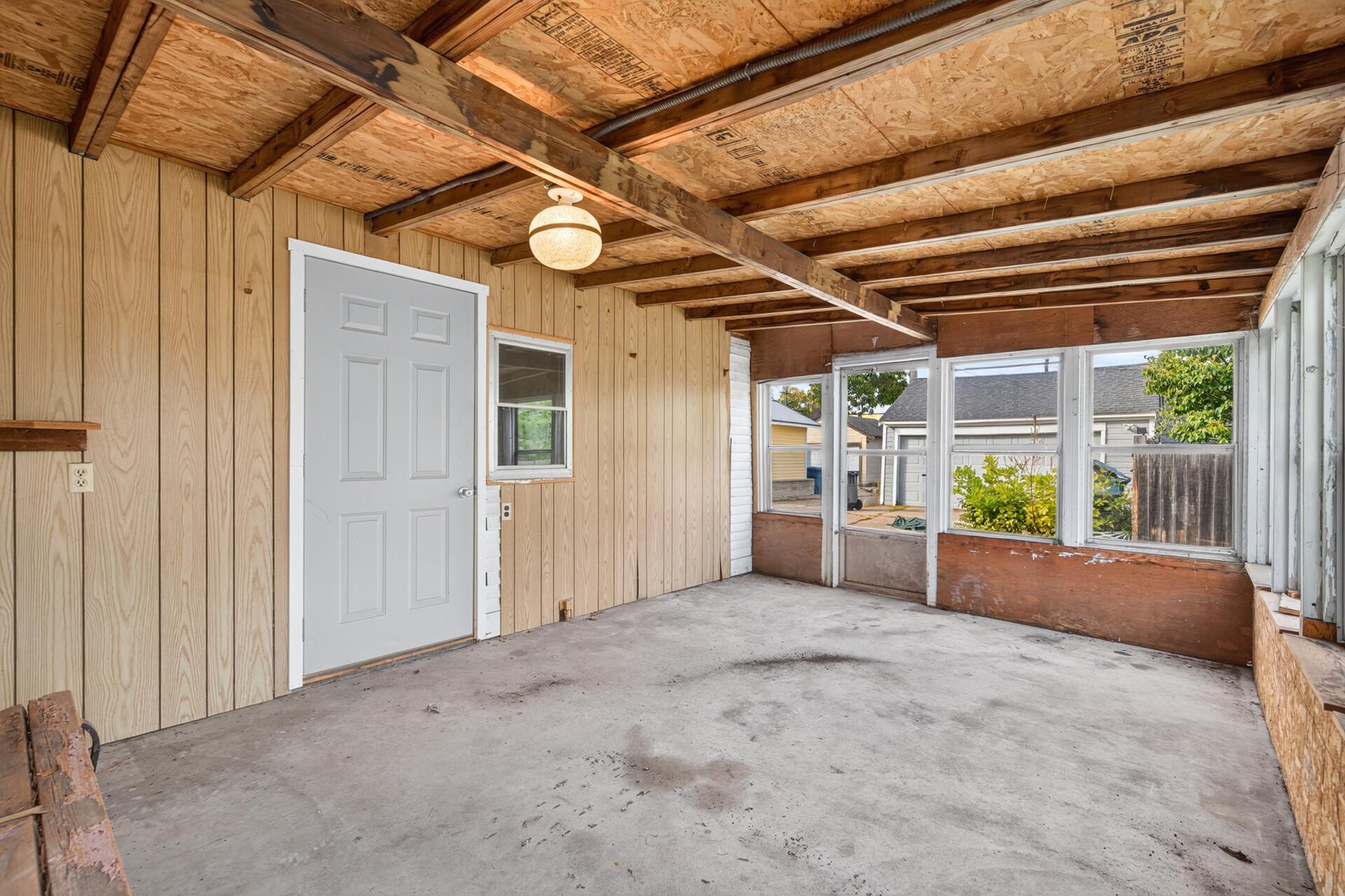 View of Residential at 3943 Thomas Avenue, Minneapolis MN 55412, Minneapolis (31 of 35) - Mike Wilen | Minnesota Team Real Estate