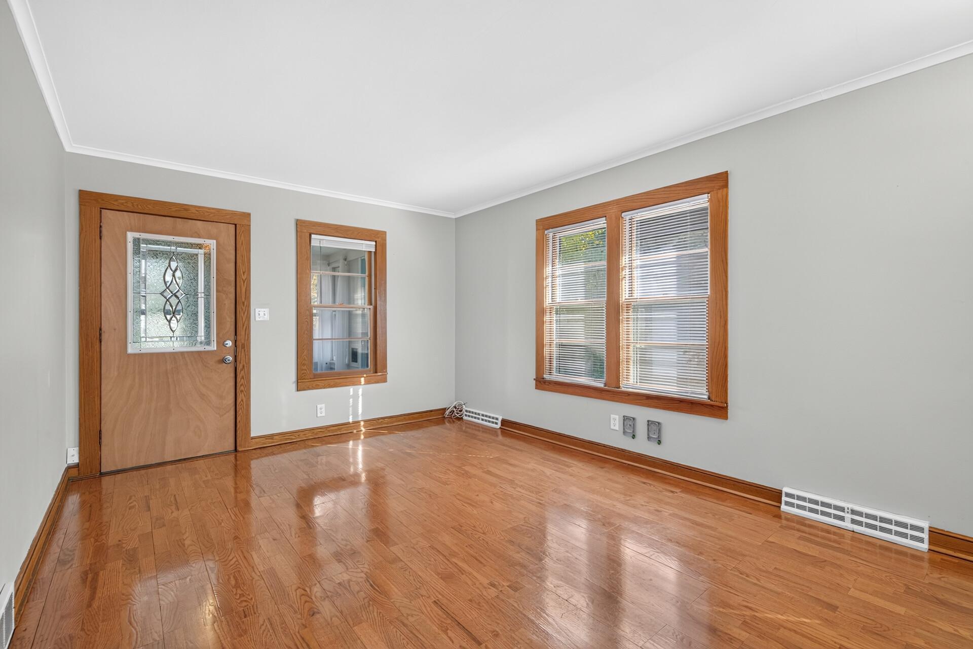 View of Residential at 3943 Thomas Avenue, Minneapolis MN 55412, Minneapolis (10 of 35) - Mike Wilen | Minnesota Team Real Estate