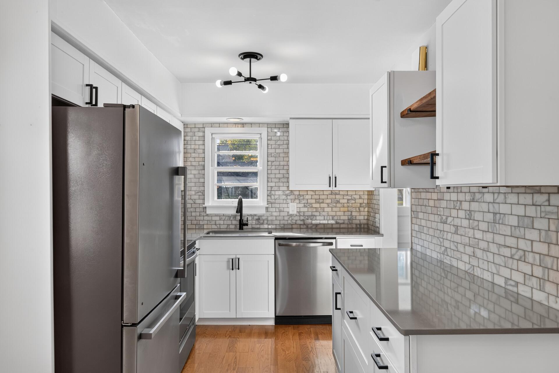 View of Single Family at 3943 Thomas Avenue, Minneapolis - Mike Wilen | Minnesota Team Real Estate
