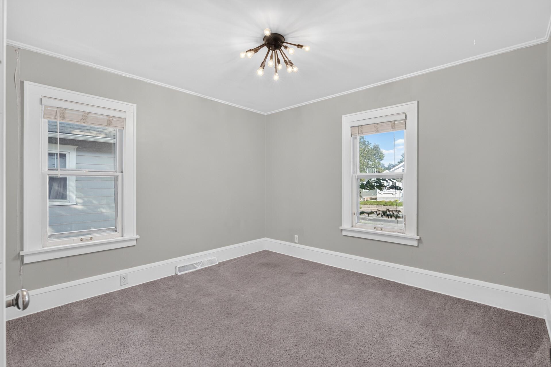 View of Residential at 3943 Thomas Avenue, Minneapolis MN 55412, Minneapolis (15 of 35) - Mike Wilen | Minnesota Team Real Estate
