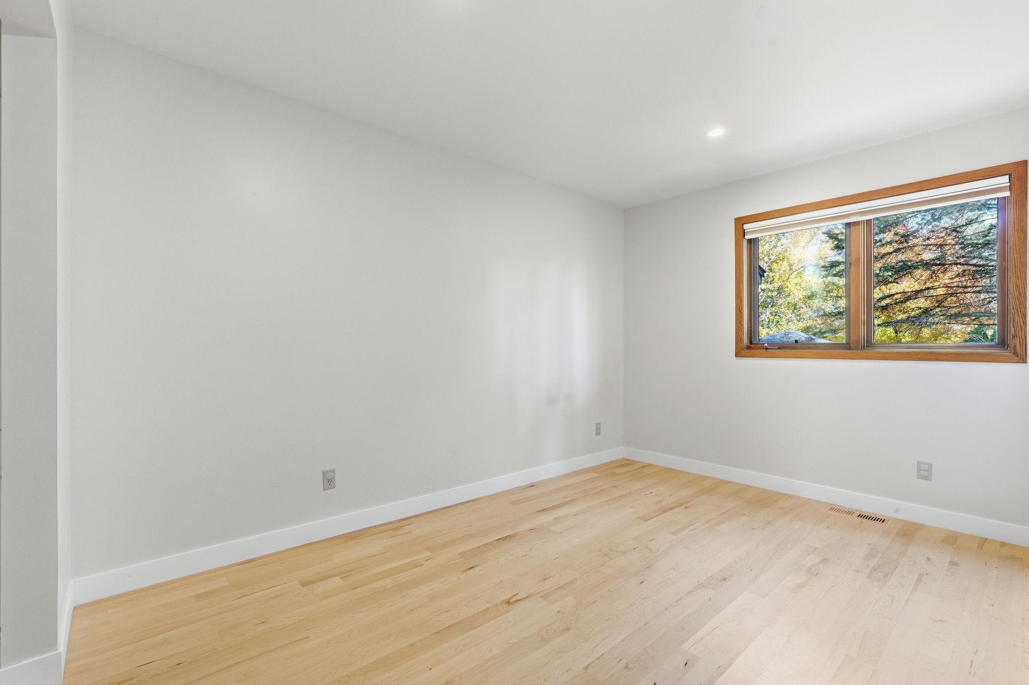 View of Residential at 17925 Covington Road, Minnetonka MN 55345, Minnetonka (12 of 25) - Mike Wilen | Minnesota Team Real Estate