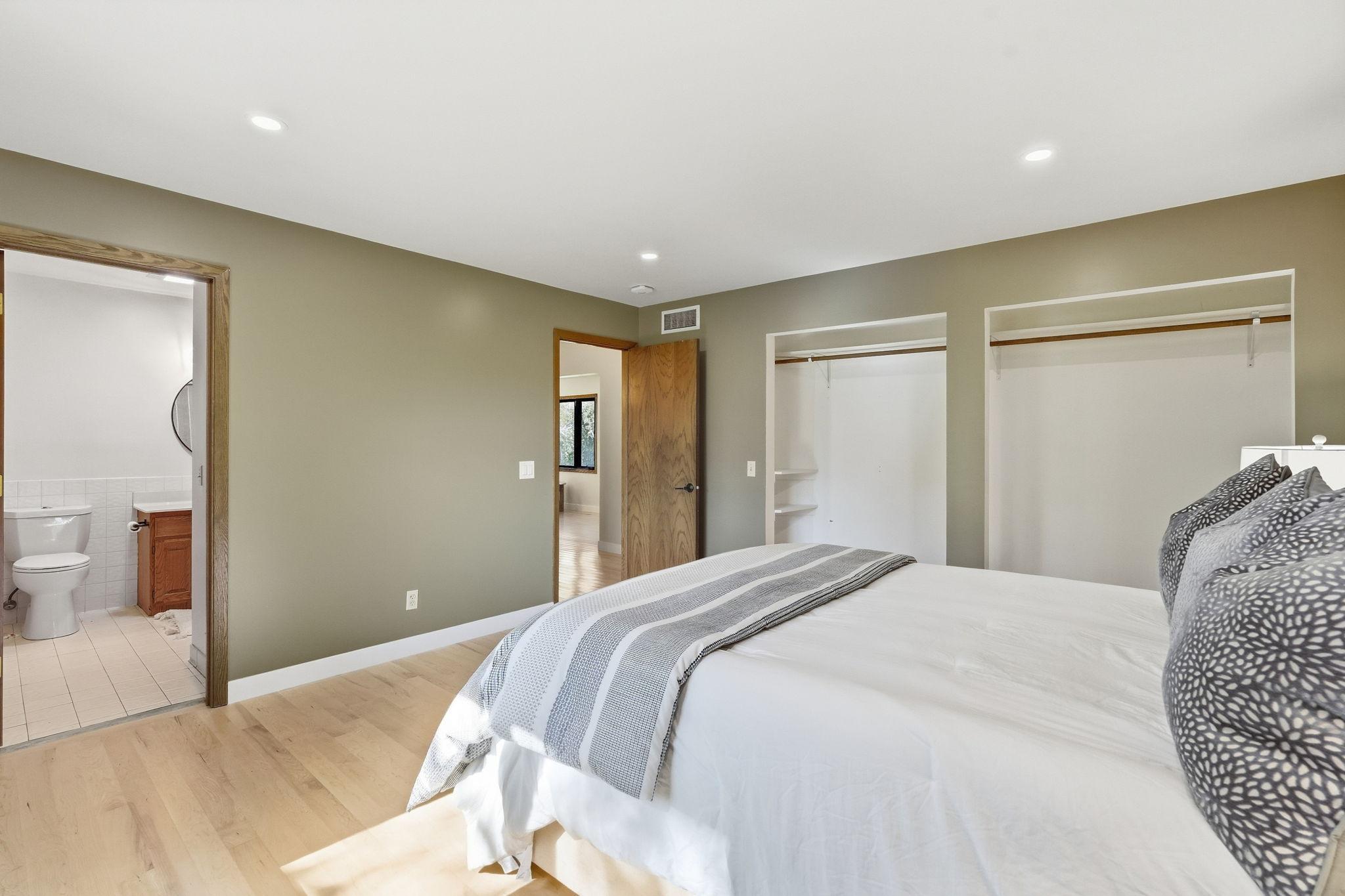 View of Residential at 17925 Covington Road, Minnetonka MN 55345, Minnetonka (10 of 25) - Mike Wilen | Minnesota Team Real Estate