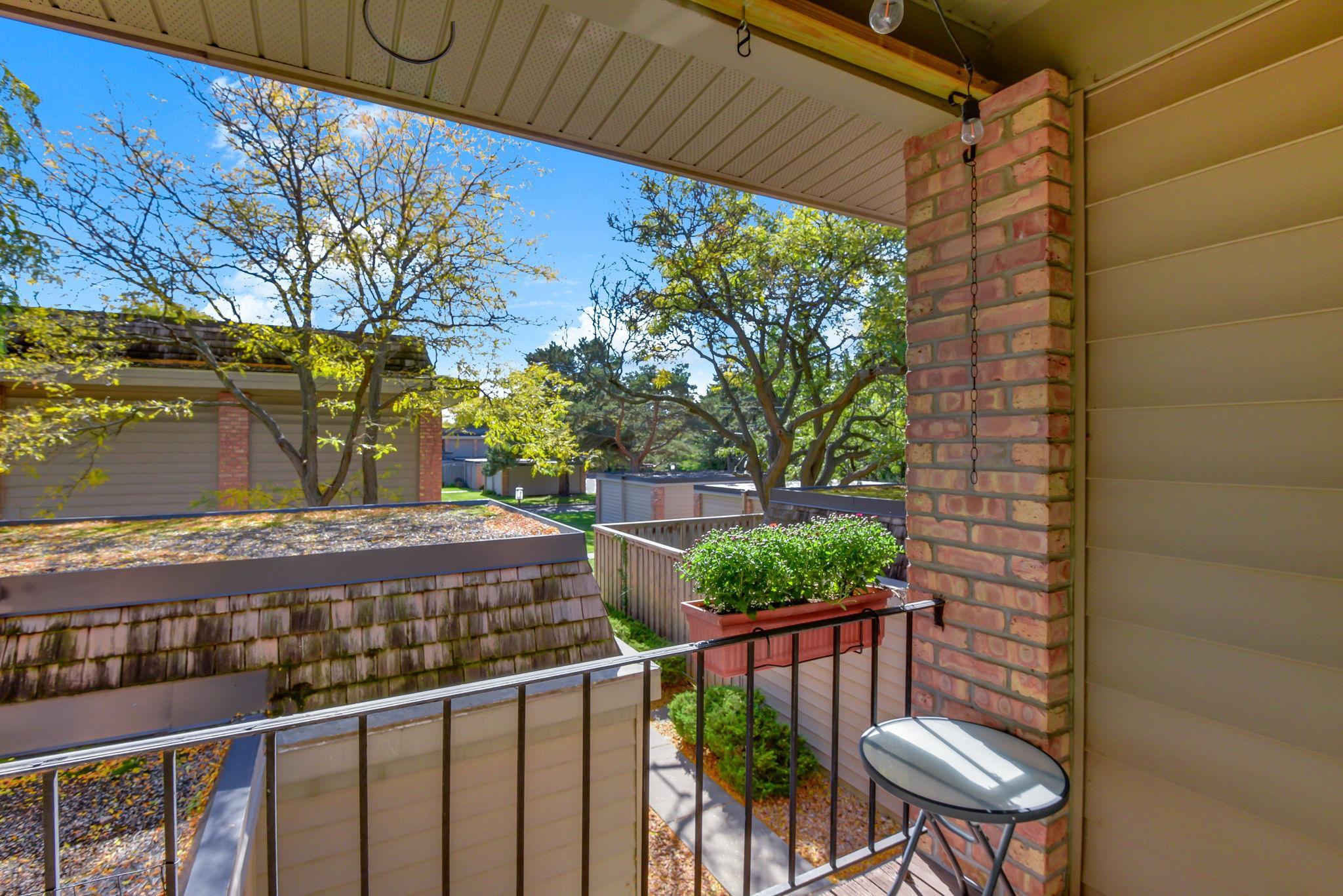 View of Residential at 6305 Colony Way #2B, Edina MN 55435, Edina (27 of 38) - Mike Wilen | Minnesota Team Real Estate