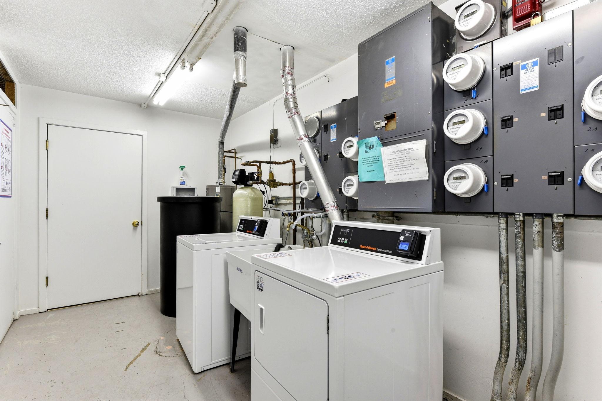 View of Residential at 6305 Colony Way #2B, Edina MN 55435, Edina (33 of 38) - Mike Wilen | Minnesota Team Real Estate