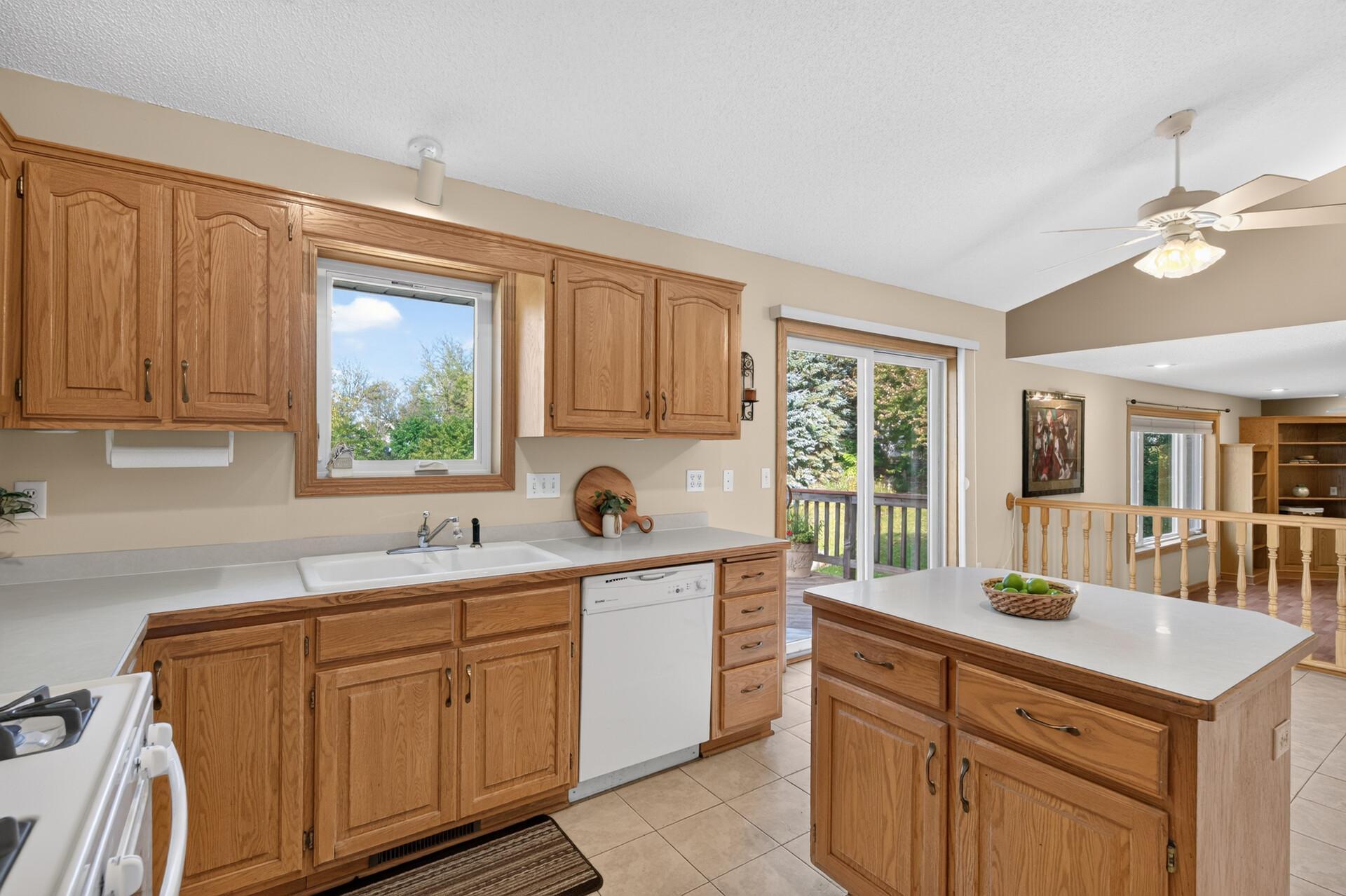 View of Residential at 3087 Walter Street, Maplewood MN 55109, Maplewood (24 of 64) - Mike Wilen | Minnesota Team Real Estate