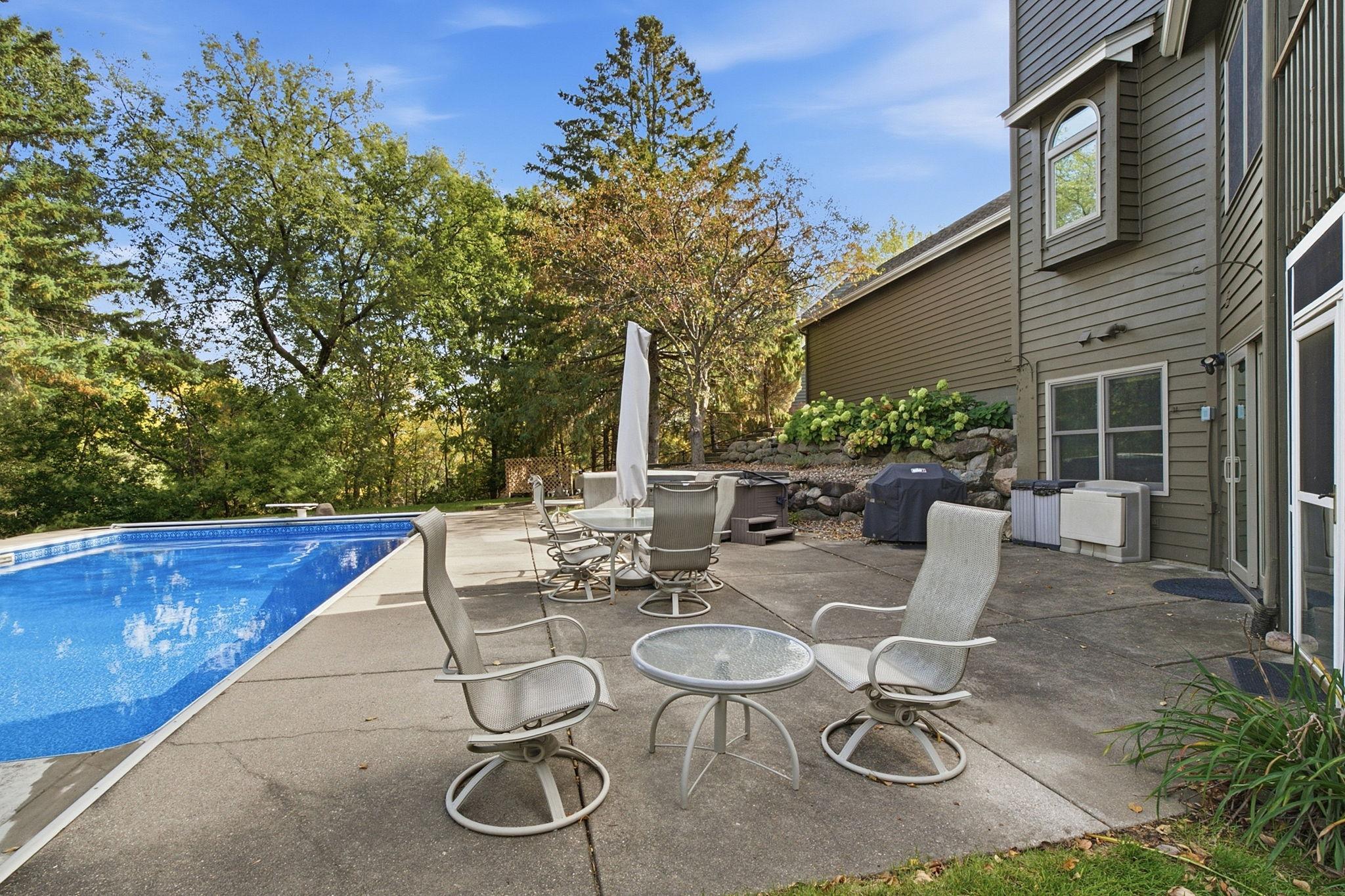 View of Residential at 1533 Wexford Court, Eagan MN 55122, Eagan (43 of 52) - Mike Wilen | Minnesota Team Real Estate