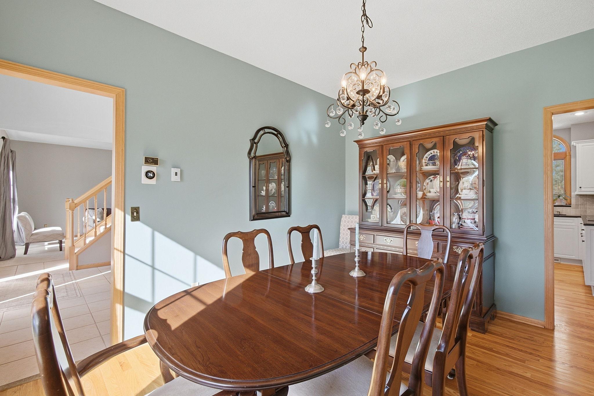 View of Residential at 1533 Wexford Court, Eagan MN 55122, Eagan (26 of 52) - Mike Wilen | Minnesota Team Real Estate