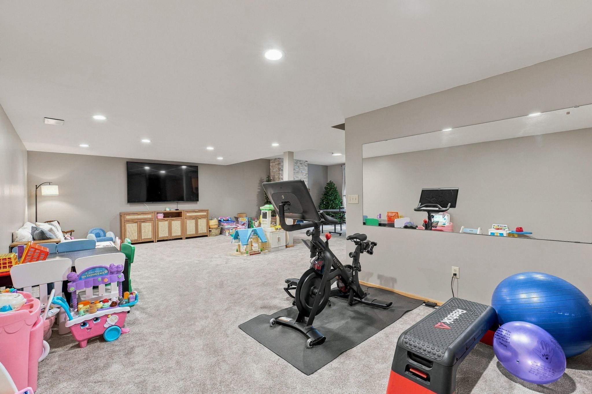 View of Residential at 16130 39th Place, Plymouth MN 55446, Plymouth (63 of 72) - Mike Wilen | Minnesota Team Real Estate