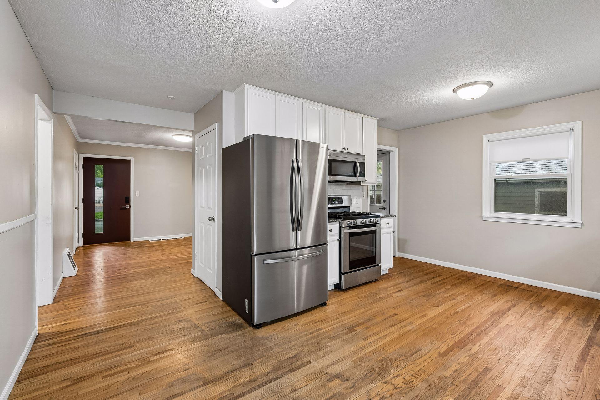 View of Residential at 7526 3rd Avenue, Richfield MN 55423, Richfield (12 of 27) - Mike Wilen | Minnesota Team Real Estate