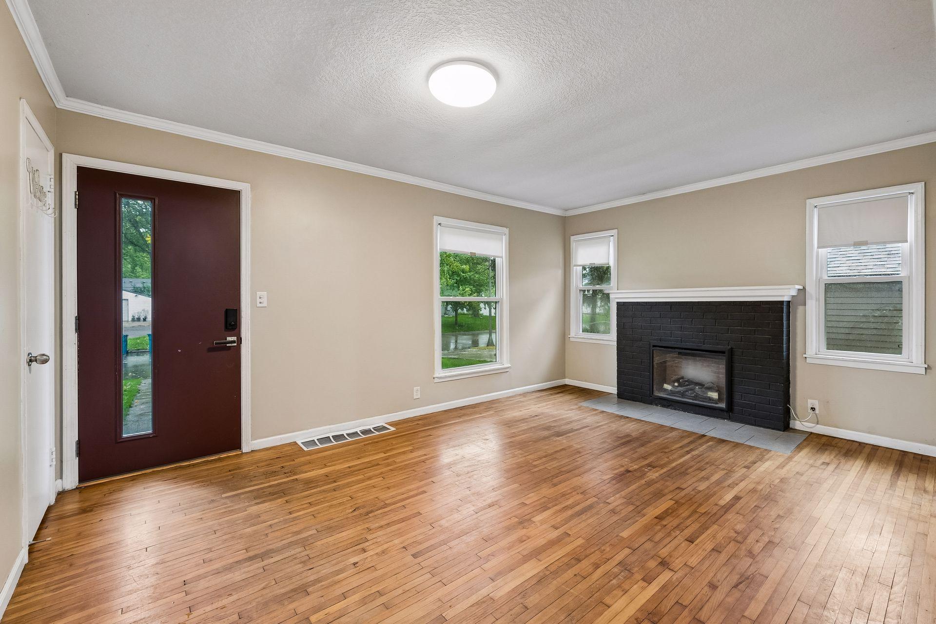 View of Residential at 7526 3rd Avenue, Richfield MN 55423, Richfield (3 of 27) - Mike Wilen | Minnesota Team Real Estate