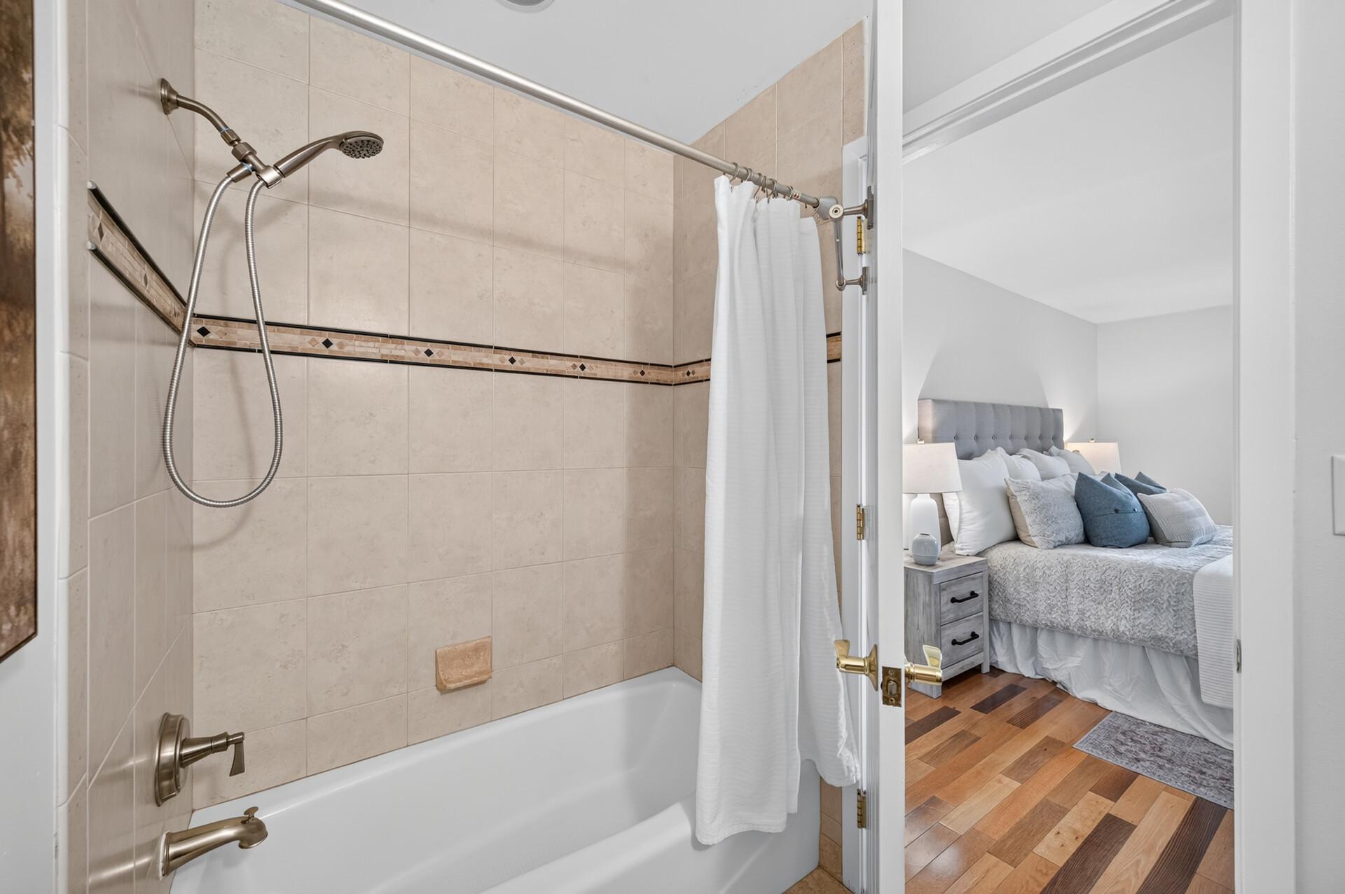 View of Residential at 100 2nd Street #406, Minneapolis MN 55414, Minneapolis (26 of 75) - Mike Wilen | Minnesota Team Real Estate
