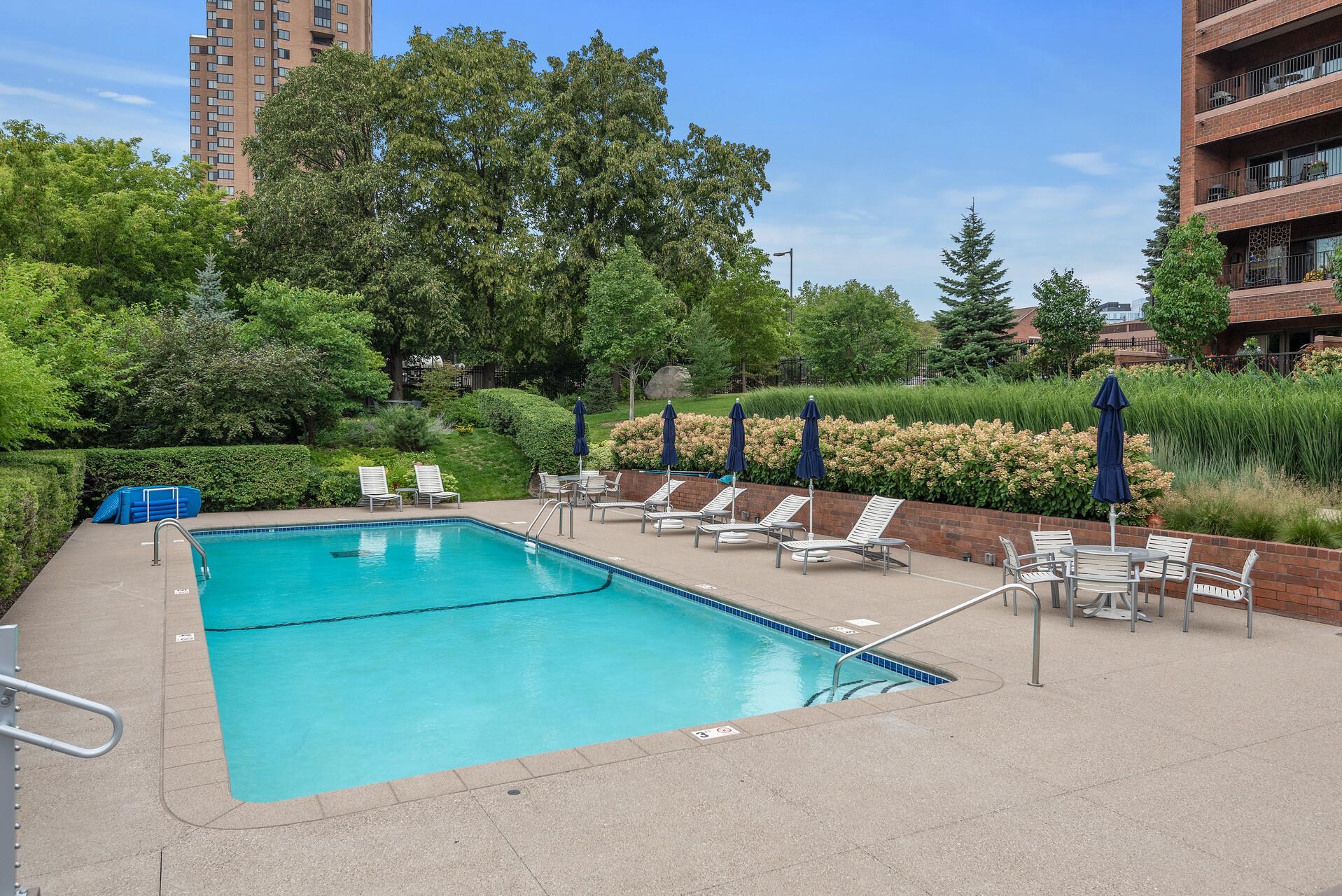 View of Residential at 100 2nd Street #406, Minneapolis MN 55414, Minneapolis (48 of 75) - Mike Wilen | Minnesota Team Real Estate
