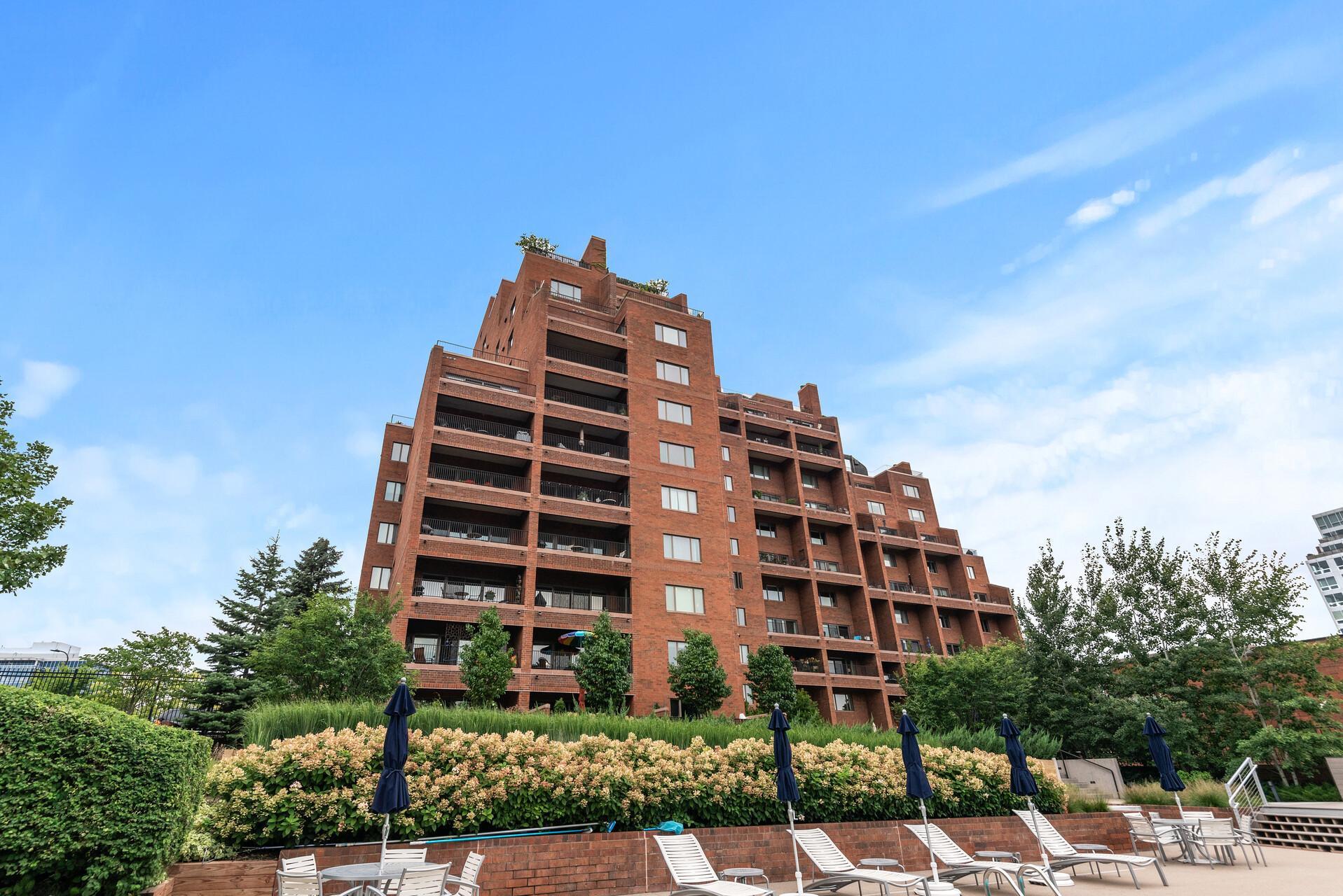 View of Residential at 100 2nd Street #406, Minneapolis MN 55414, Minneapolis (51 of 75) - Mike Wilen | Minnesota Team Real Estate