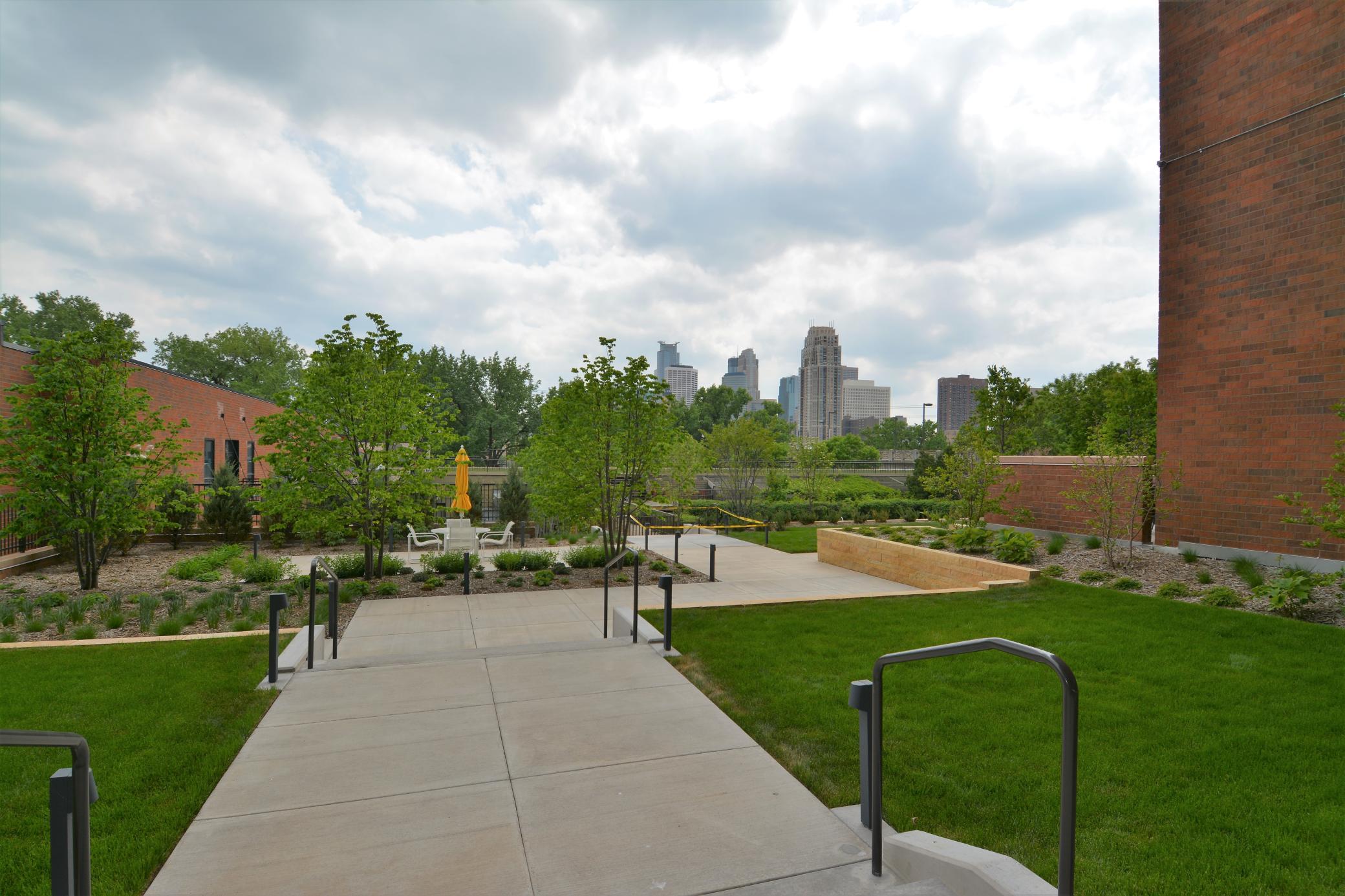 View of Residential at 100 2nd Street #406, Minneapolis MN 55414, Minneapolis (43 of 75) - Mike Wilen | Minnesota Team Real Estate