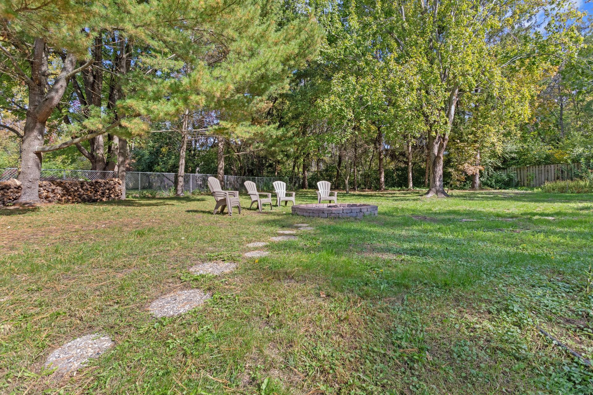 View of Residential at 2764 Southlawn Drive, Maplewood MN 55109, Maplewood (21 of 25) - Mike Wilen | Minnesota Team Real Estate