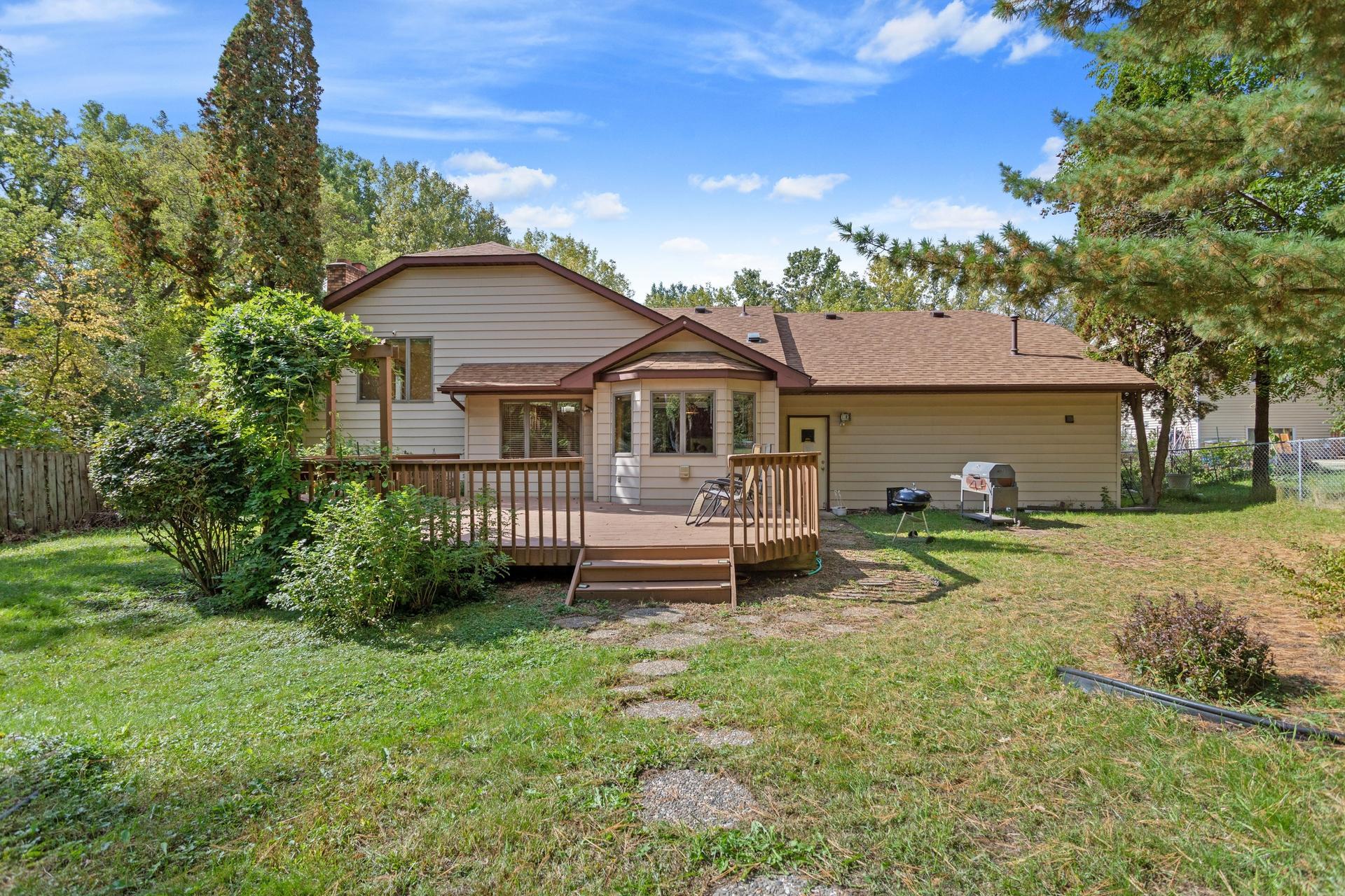 View of Residential at 2764 Southlawn Drive, Maplewood MN 55109, Maplewood (20 of 25) - Mike Wilen | Minnesota Team Real Estate