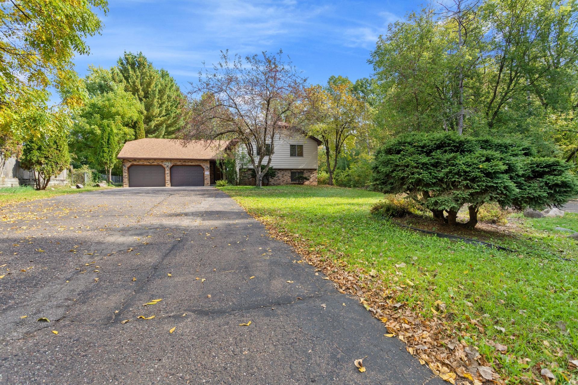 View of Residential at 2764 Southlawn Drive, Maplewood MN 55109, Maplewood (19 of 25) - Mike Wilen | Minnesota Team Real Estate