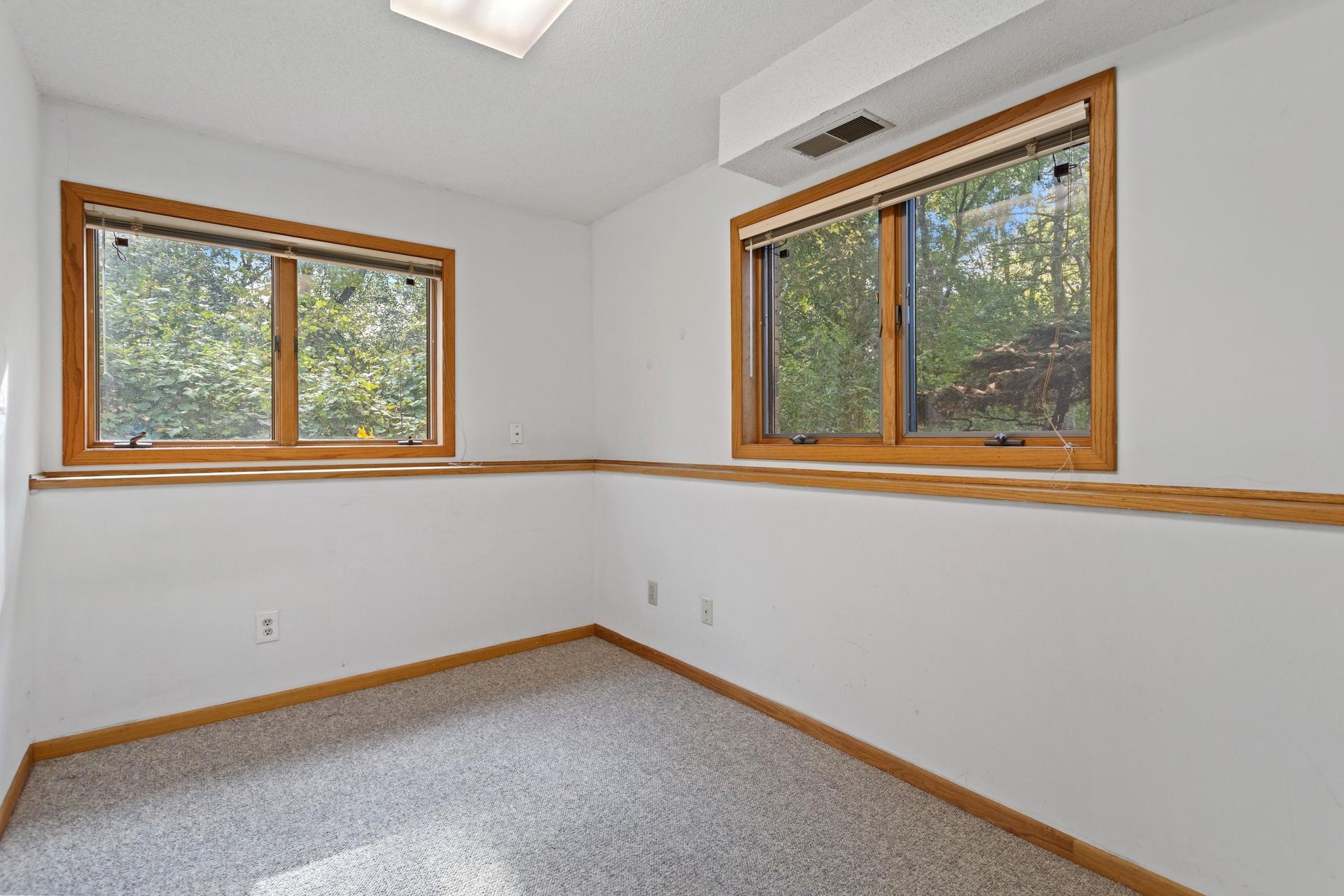 View of Residential at 2764 Southlawn Drive, Maplewood MN 55109, Maplewood (18 of 25) - Mike Wilen | Minnesota Team Real Estate