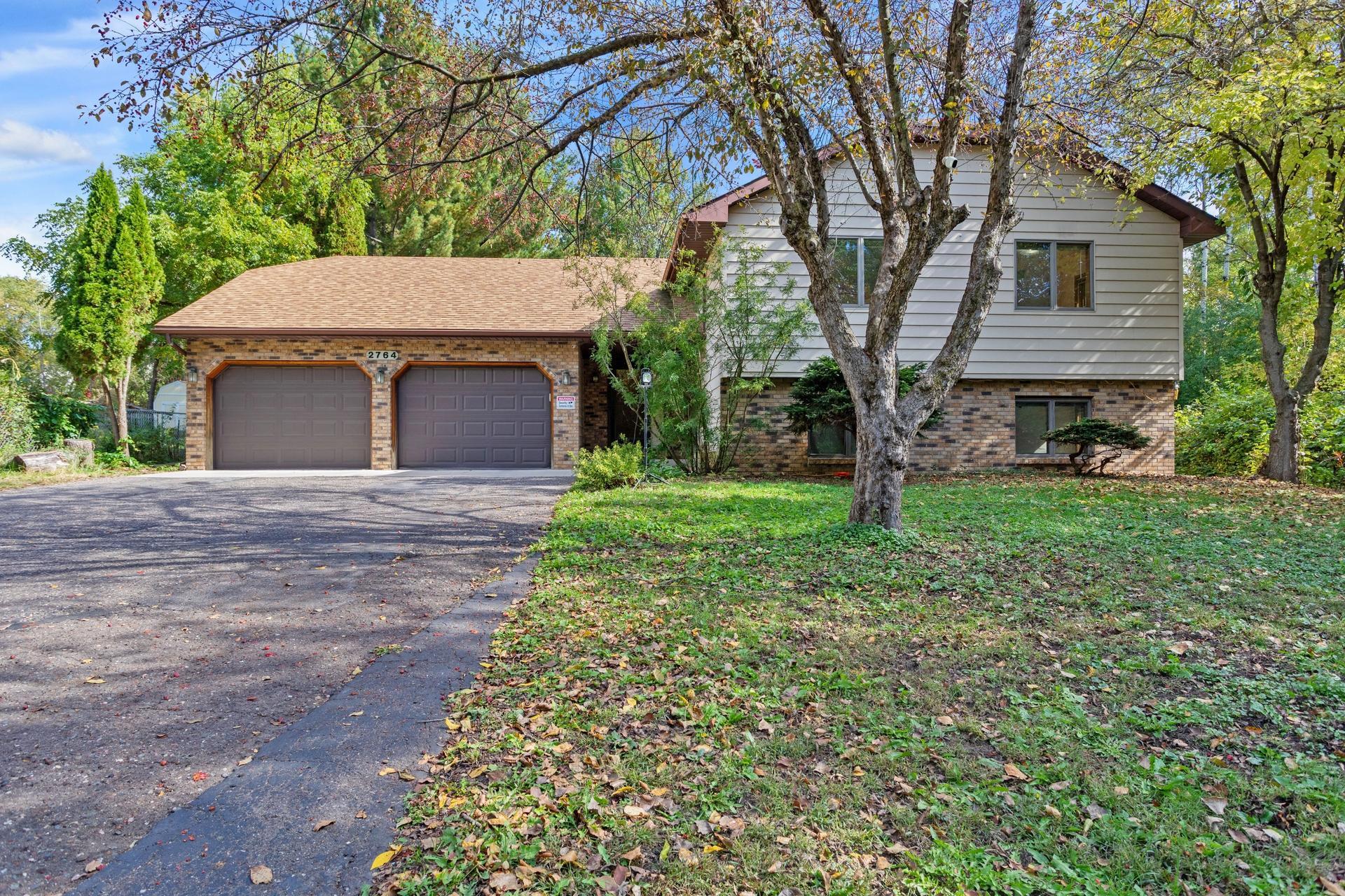 View of Single Family at 2764 Southlawn Drive, Maplewood - Mike Wilen | Minnesota Team Real Estate