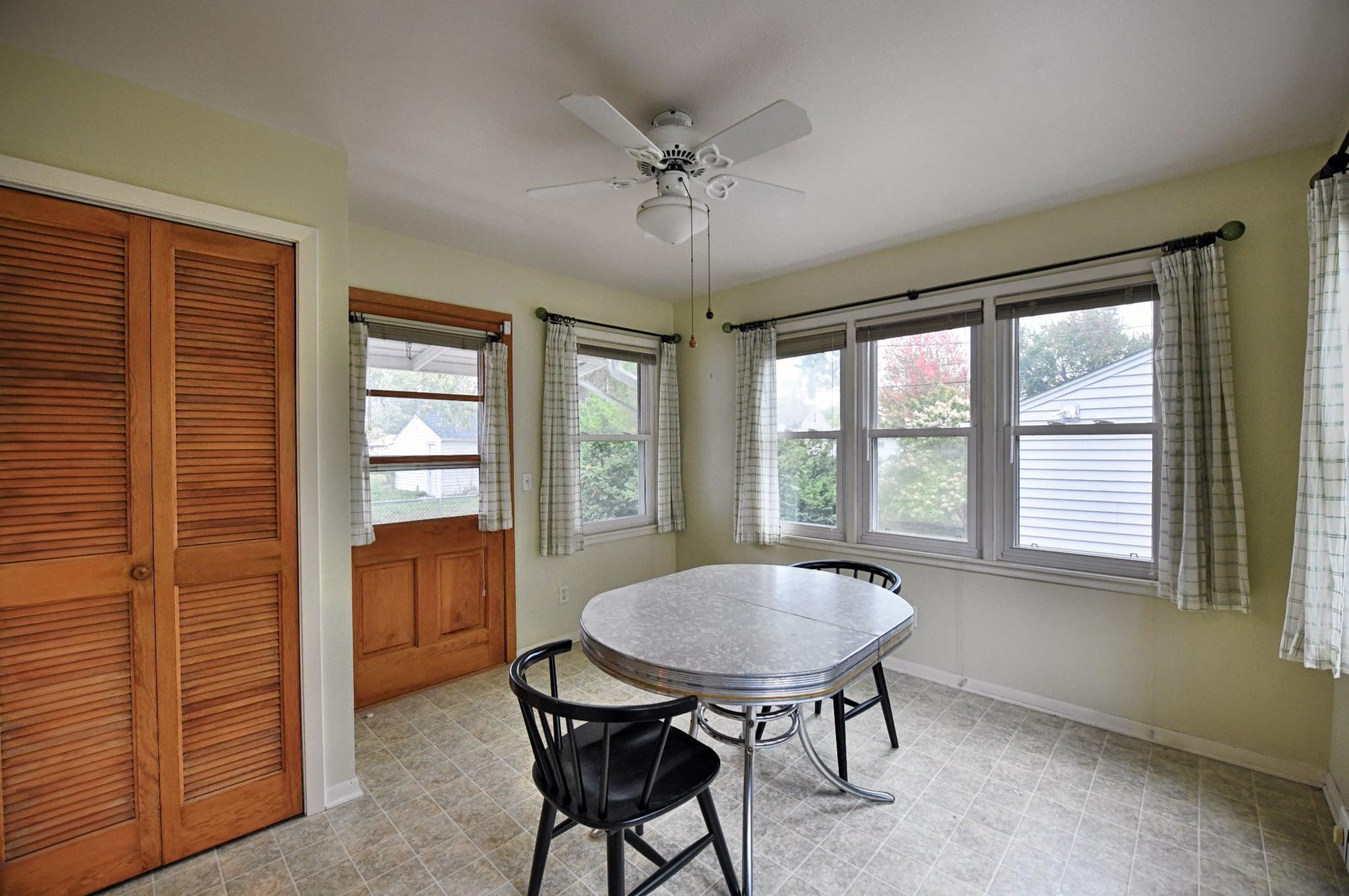 View of Residential at 4906 Thomas Avenue, Minneapolis MN 55430, Minneapolis (22 of 31) - Mike Wilen | Minnesota Team Real Estate