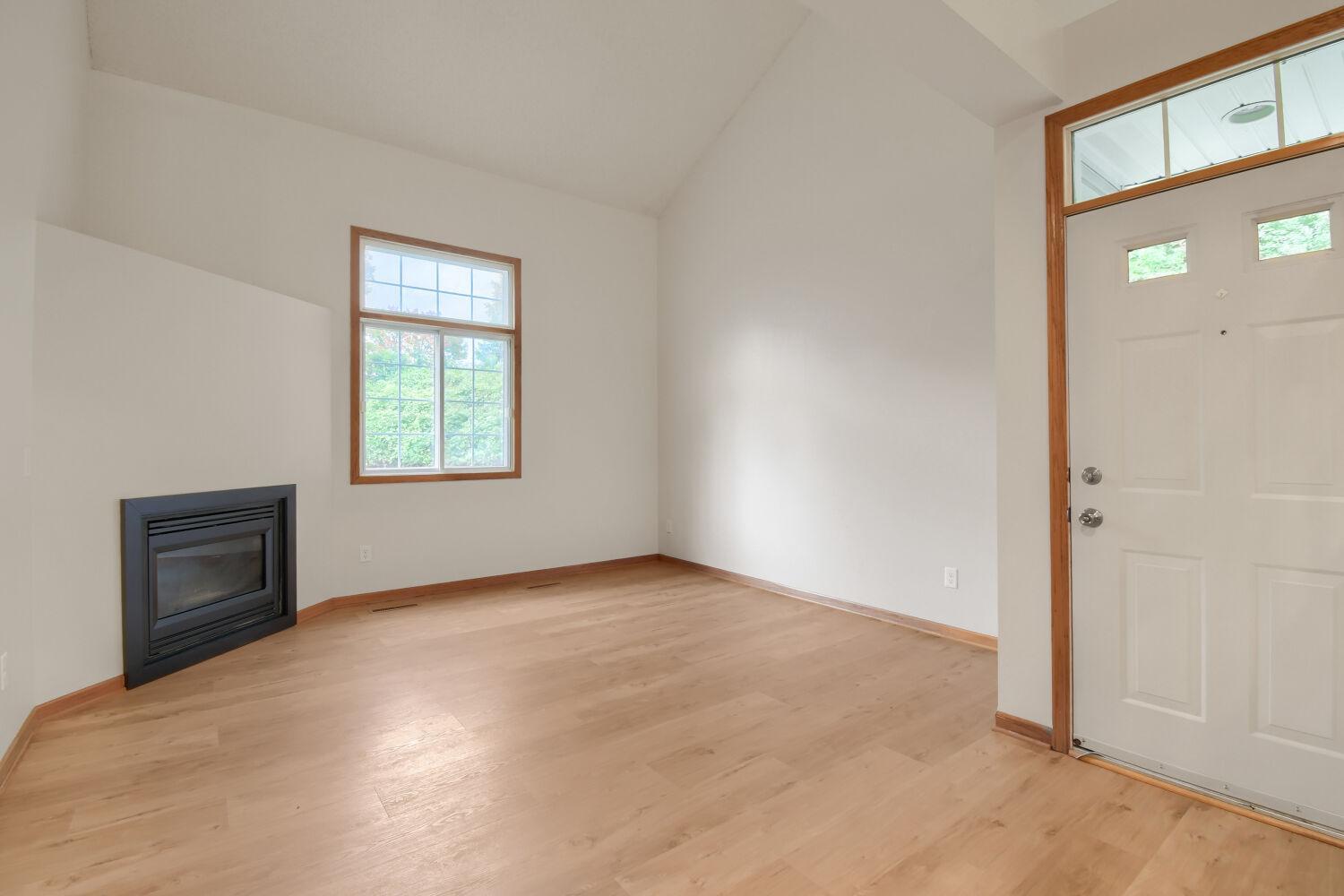 View of Residential at 3710 Vermilion Court, Eagan MN 55122, Eagan (21 of 30) - Mike Wilen | Minnesota Team Real Estate
