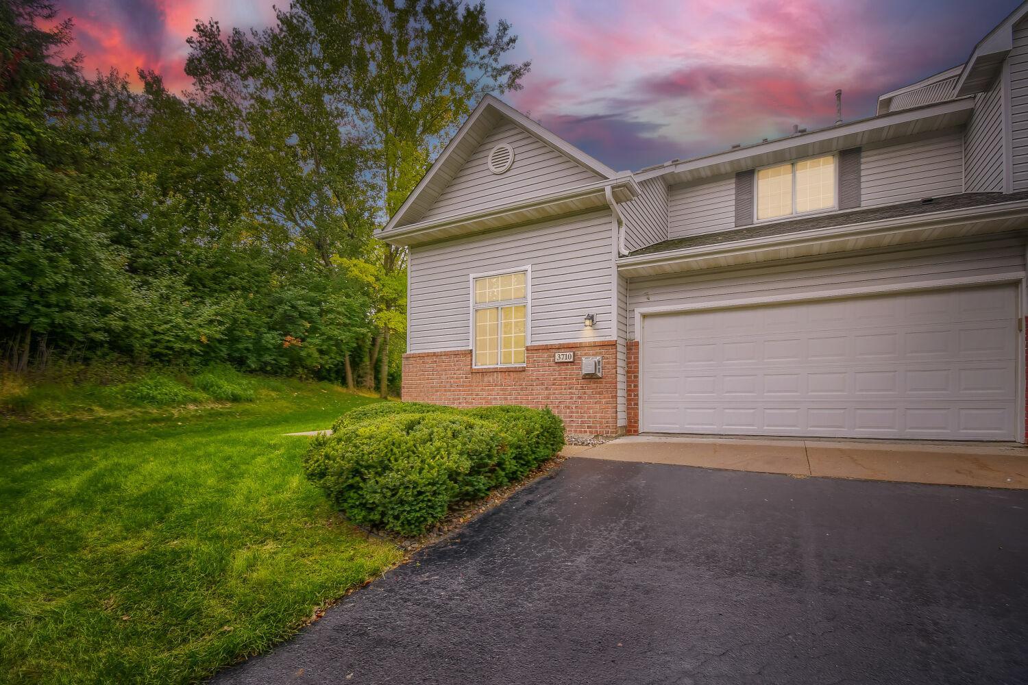 View of Residential at 3710 Vermilion Court, Eagan MN 55122, Eagan (28 of 30) - Mike Wilen | Minnesota Team Real Estate