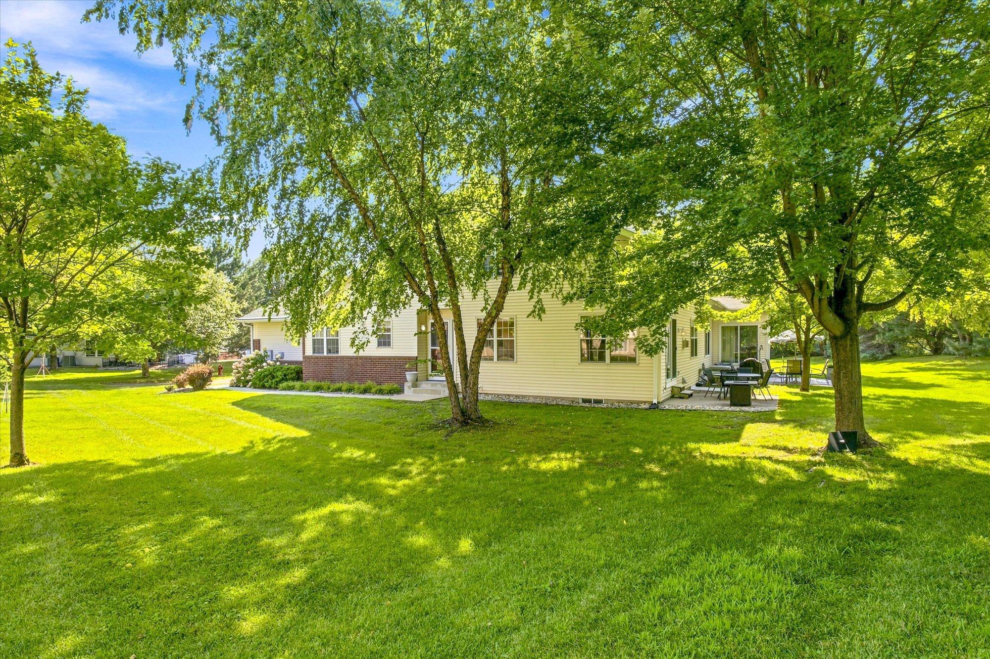 View of Residential at 2442 Autumn Ridge Court, Chanhassen MN 55317, Chanhassen (40 of 43) - Mike Wilen | Minnesota Team Real Estate