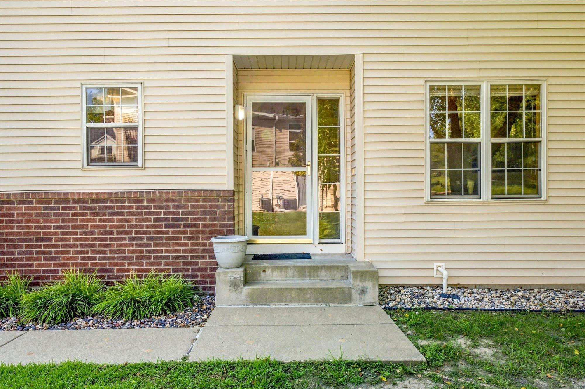 View of Residential at 2442 Autumn Ridge Court, Chanhassen MN 55317, Chanhassen (41 of 43) - Mike Wilen | Minnesota Team Real Estate