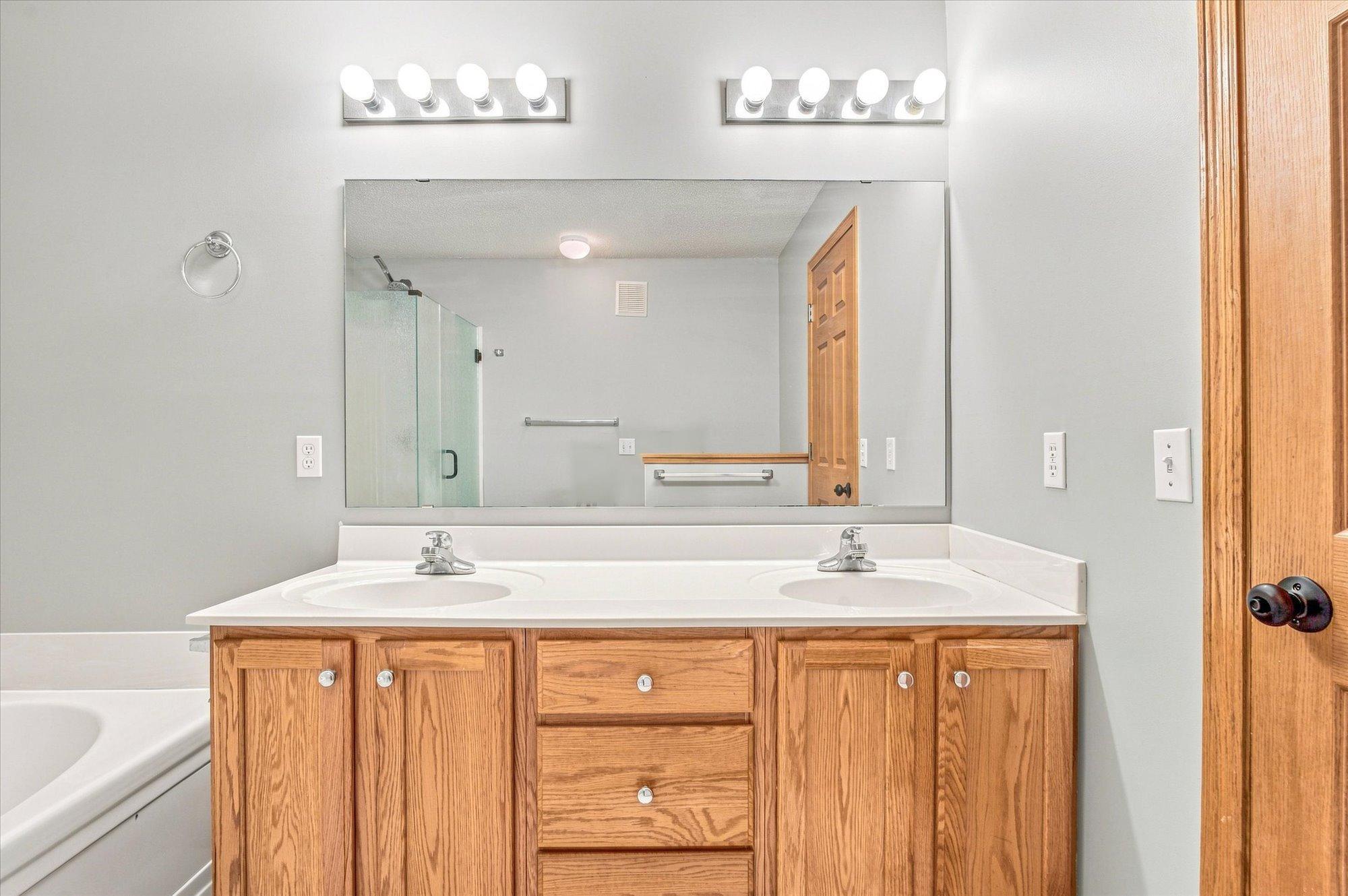 View of Residential at 2442 Autumn Ridge Court, Chanhassen MN 55317, Chanhassen (22 of 43) - Mike Wilen | Minnesota Team Real Estate