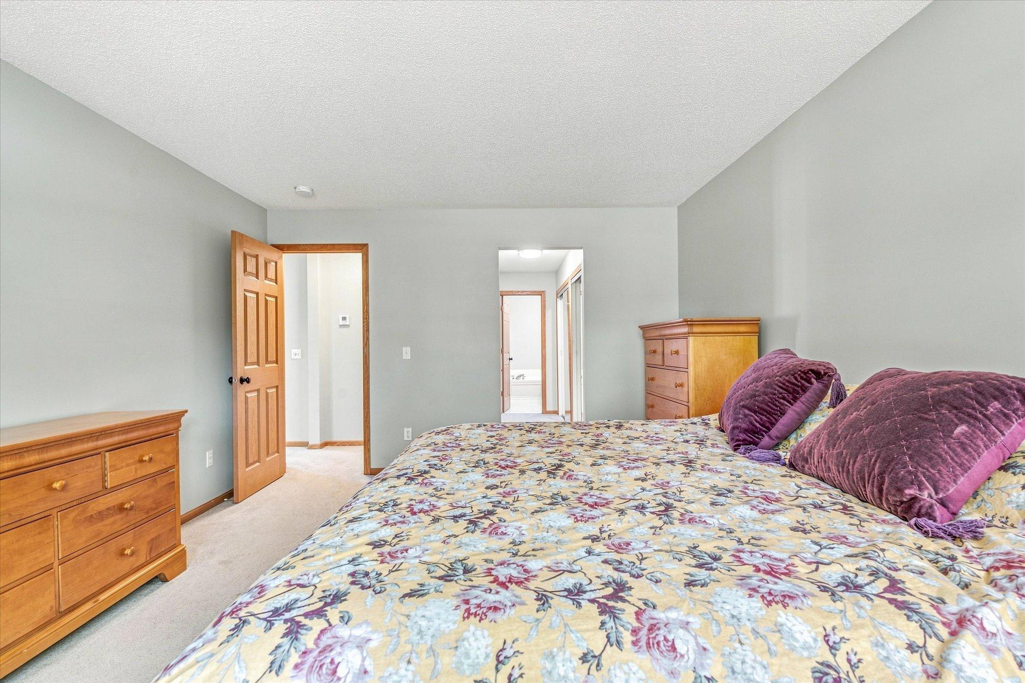 View of Residential at 2442 Autumn Ridge Court, Chanhassen MN 55317, Chanhassen (20 of 43) - Mike Wilen | Minnesota Team Real Estate