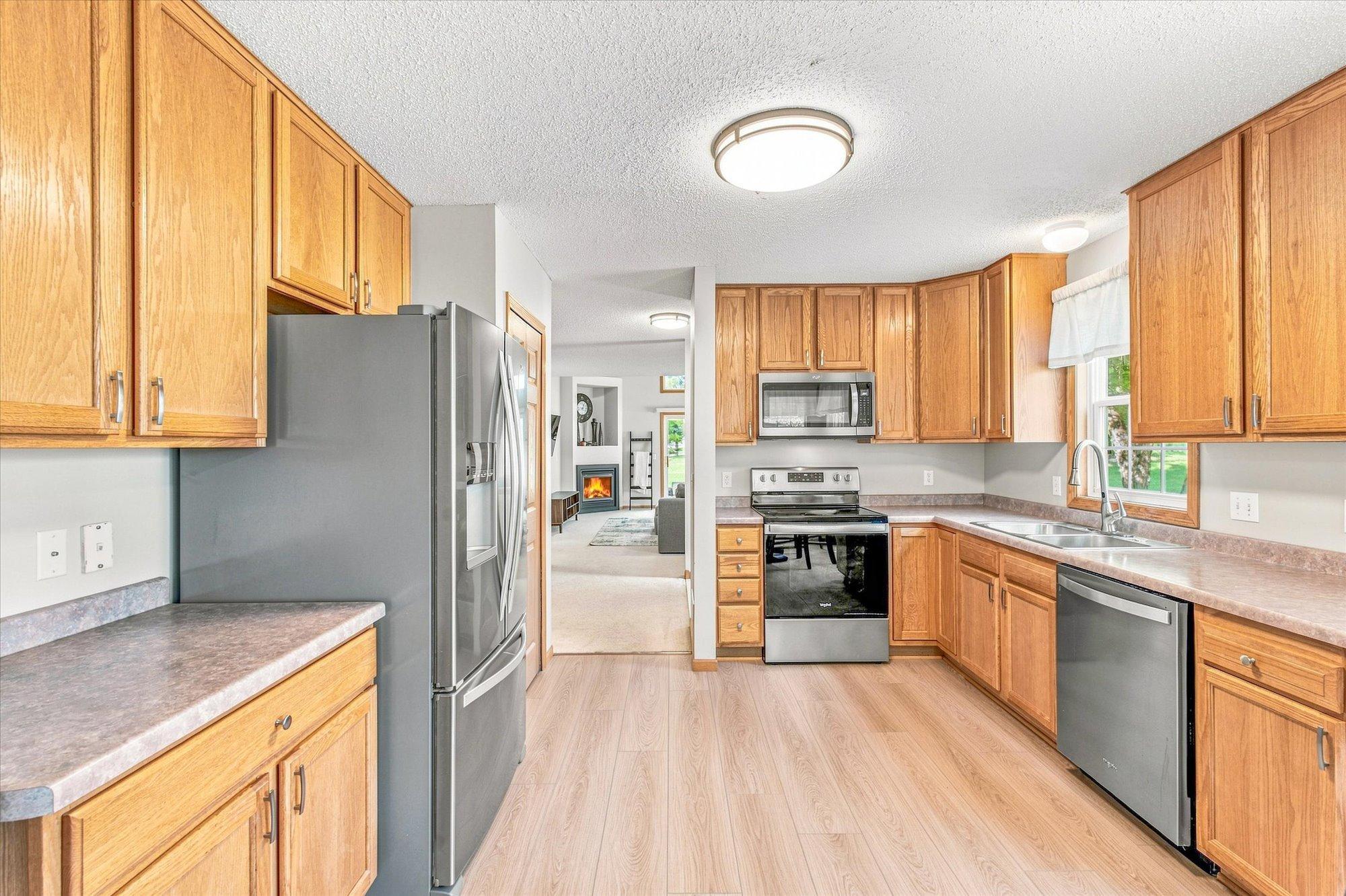 View of Residential at 2442 Autumn Ridge Court, Chanhassen MN 55317, Chanhassen (12 of 43) - Mike Wilen | Minnesota Team Real Estate