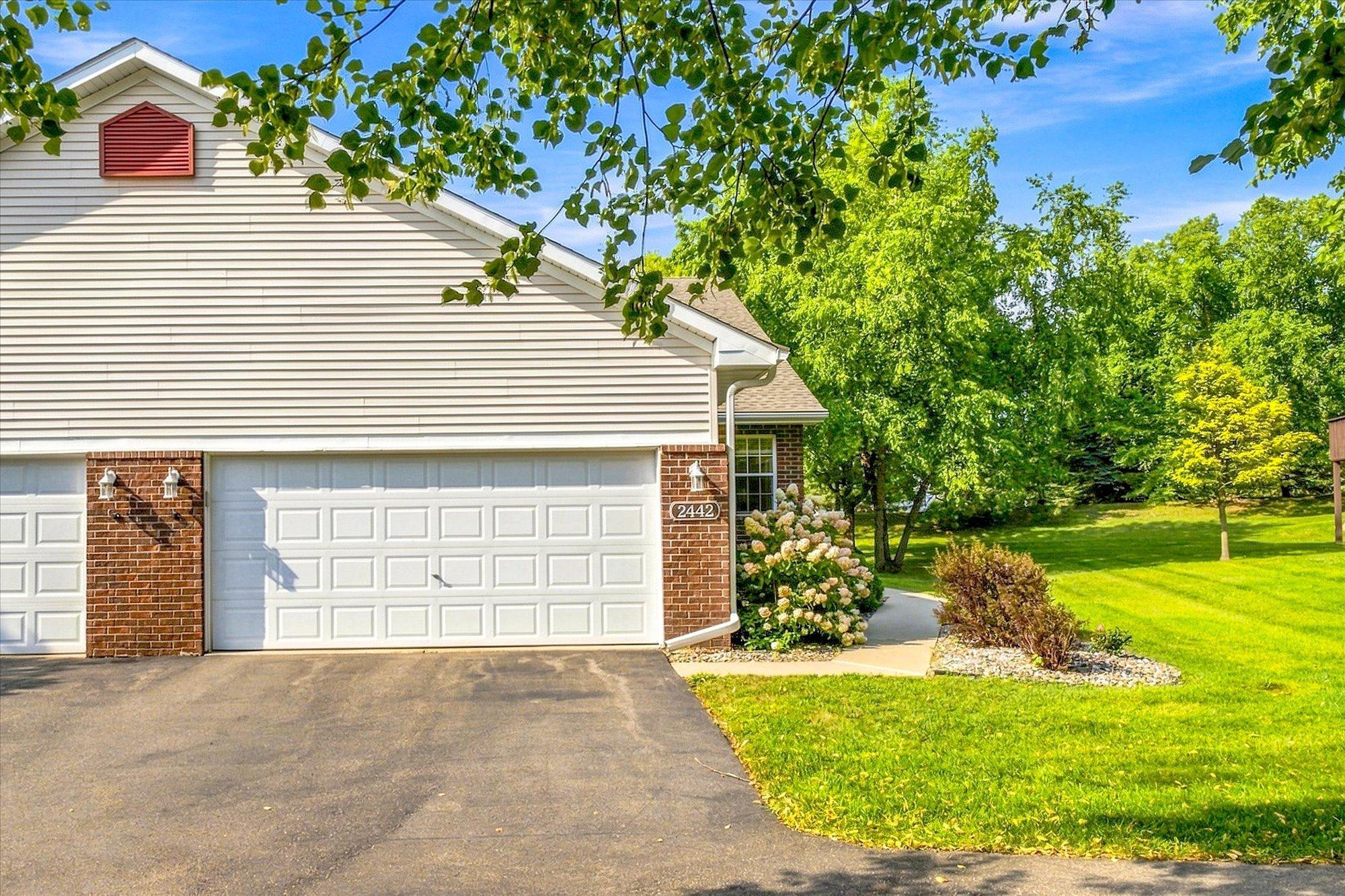 View of Residential at 2442 Autumn Ridge Court, Chanhassen MN 55317, Chanhassen (2 of 43) - Mike Wilen | Minnesota Team Real Estate