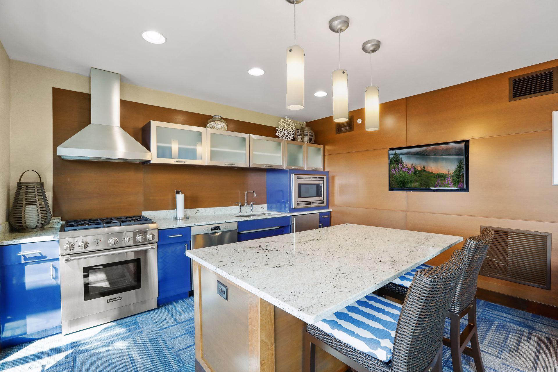 View of Residential at 875 Lake Street #220, Wayzata MN 55391, Wayzata (50 of 64) - Mike Wilen | Minnesota Team Real Estate
