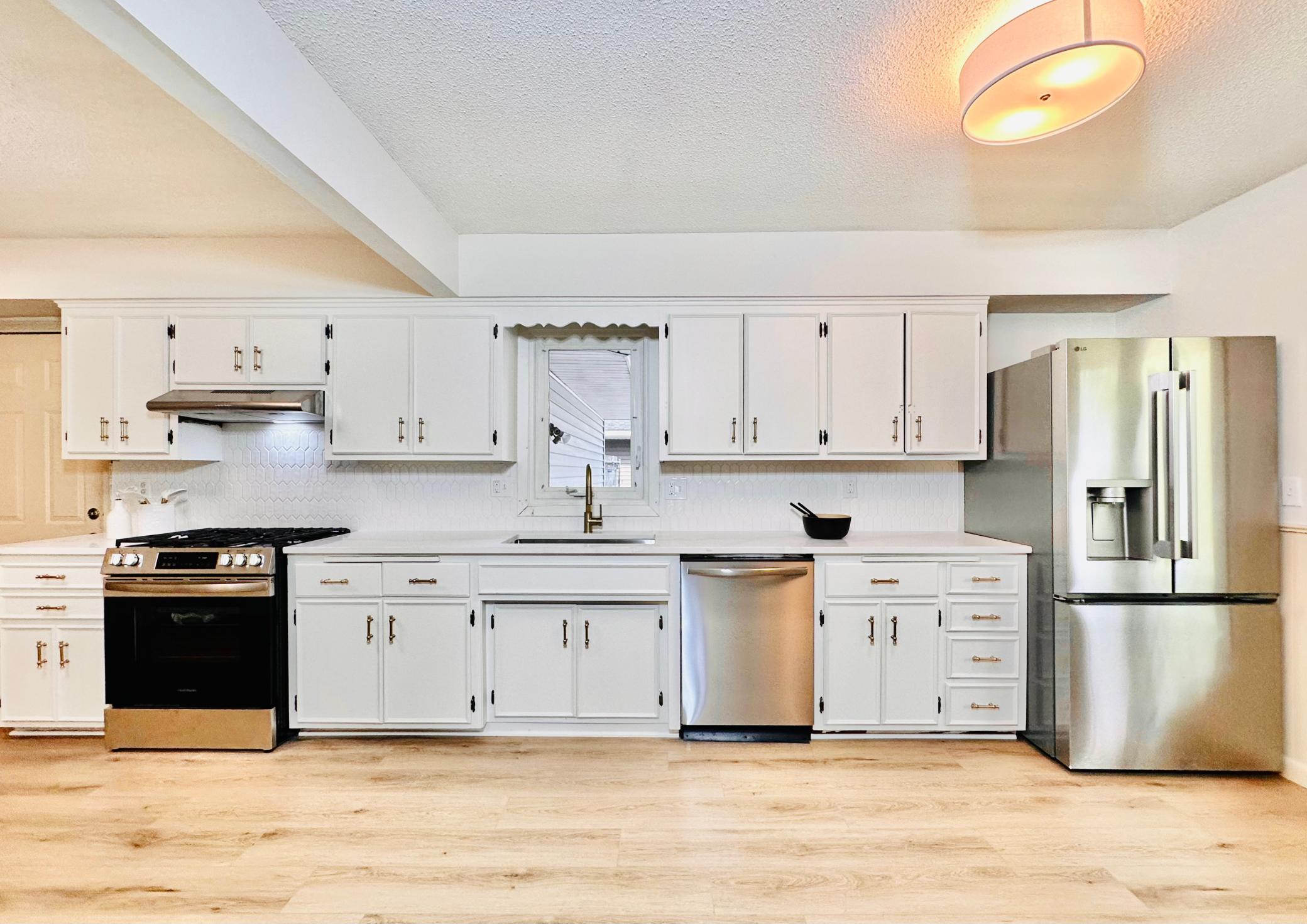 View of Residential at 1864 Carol Lane, West Saint Paul MN 55118, West Saint Paul (12 of 32) - Mike Wilen | Minnesota Team Real Estate