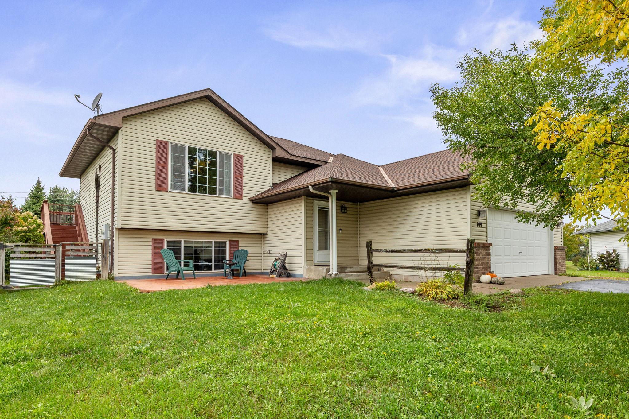View of Single Family at 109 Homestead Circle, Buffalo - Mike Wilen | Minnesota Team Real Estate
