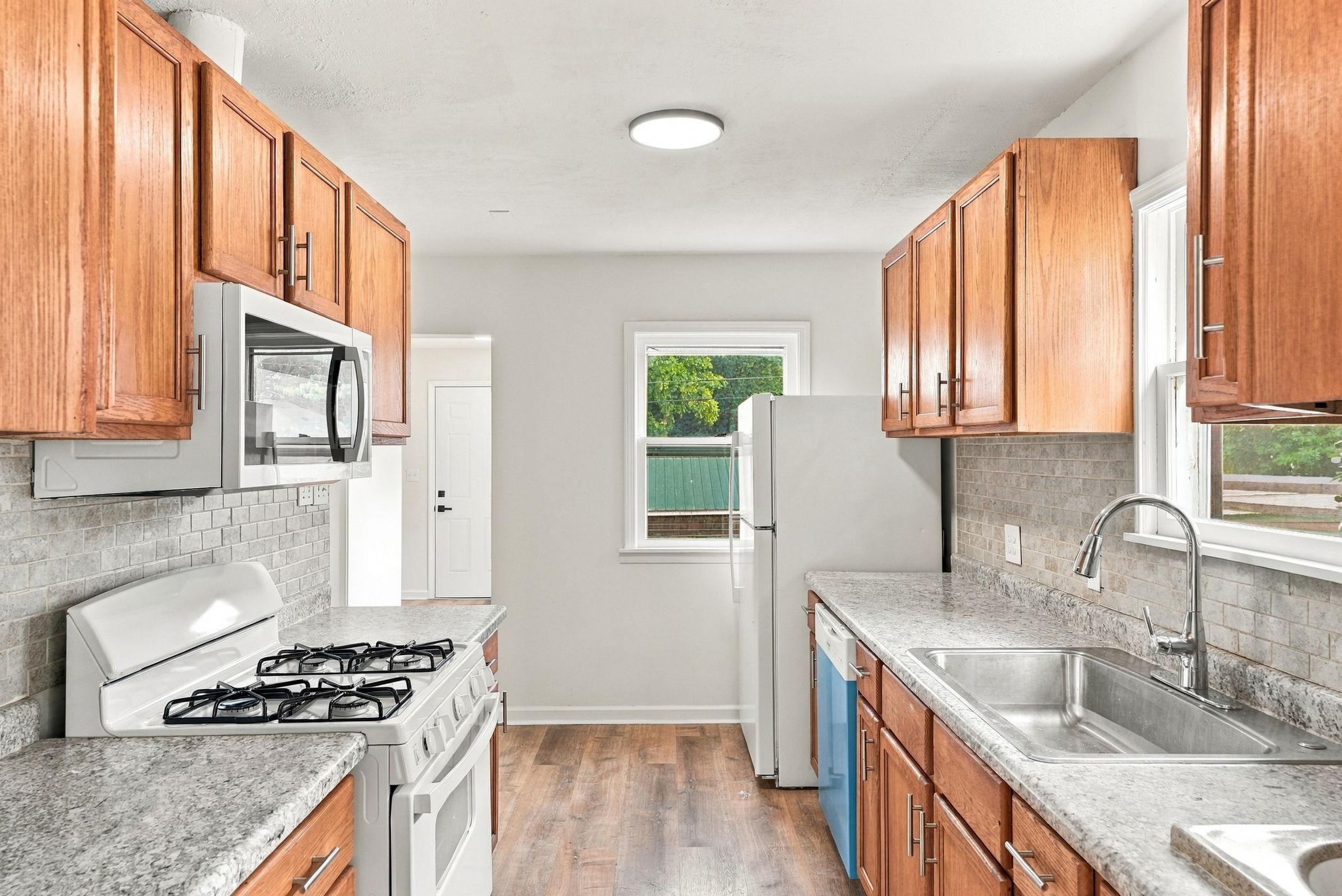 View of Residential at 3746 Russell Avenue, Minneapolis MN 55412, Minneapolis (12 of 60) - Mike Wilen | Minnesota Team Real Estate